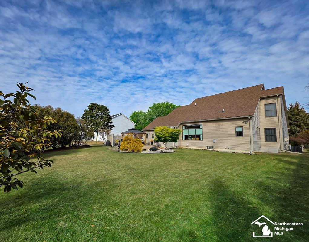 986 Regents Park Drive, Monroe, MI 48161 — Photo 4