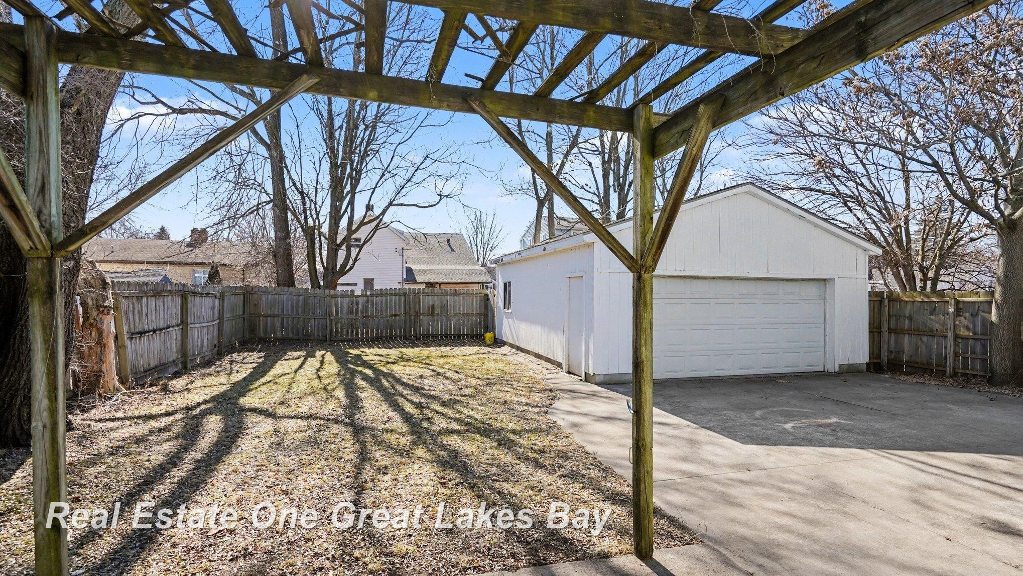 1108 Marchand Street, Bay City, MI 48706 — Photo 24