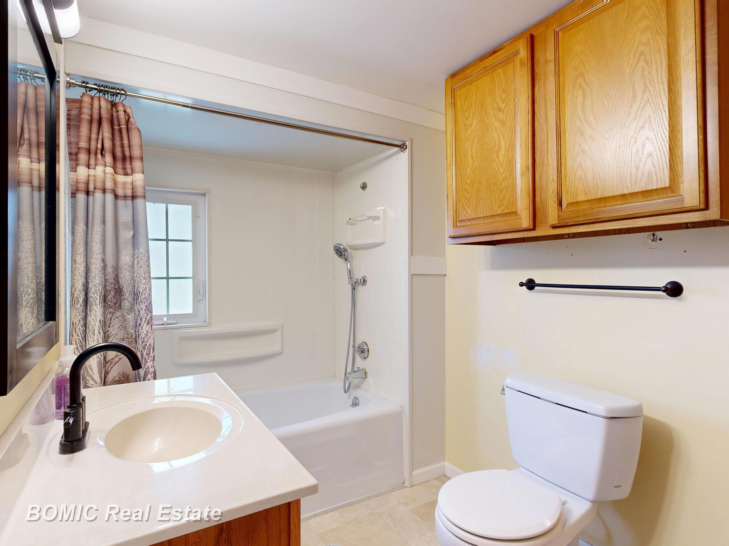 906 Mulholland Street, Bay City, MI 48708 — Photo 35