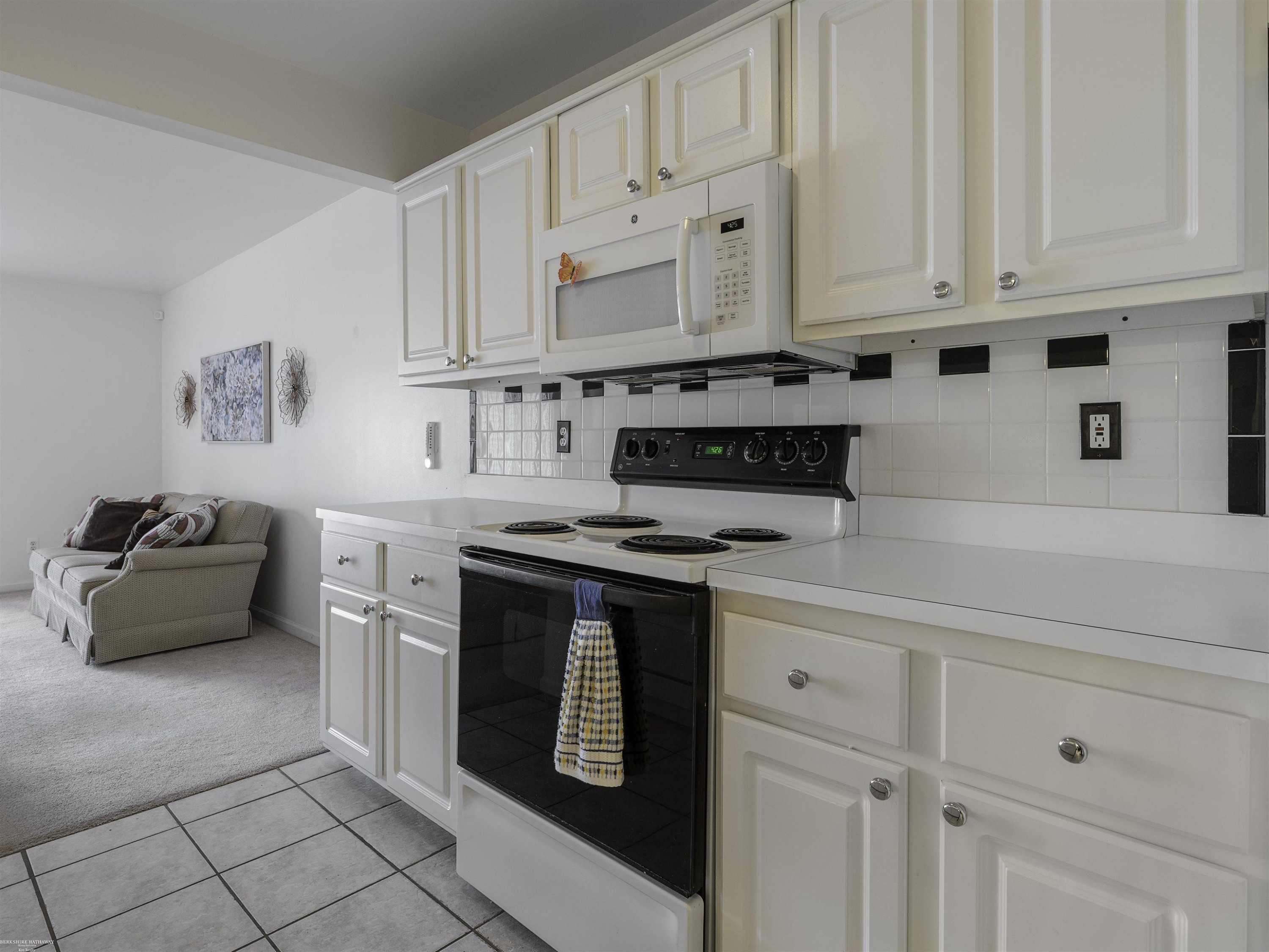 55074 WESTCHESTER Drive, 37, Shelby, MI 48316 — Photo 10