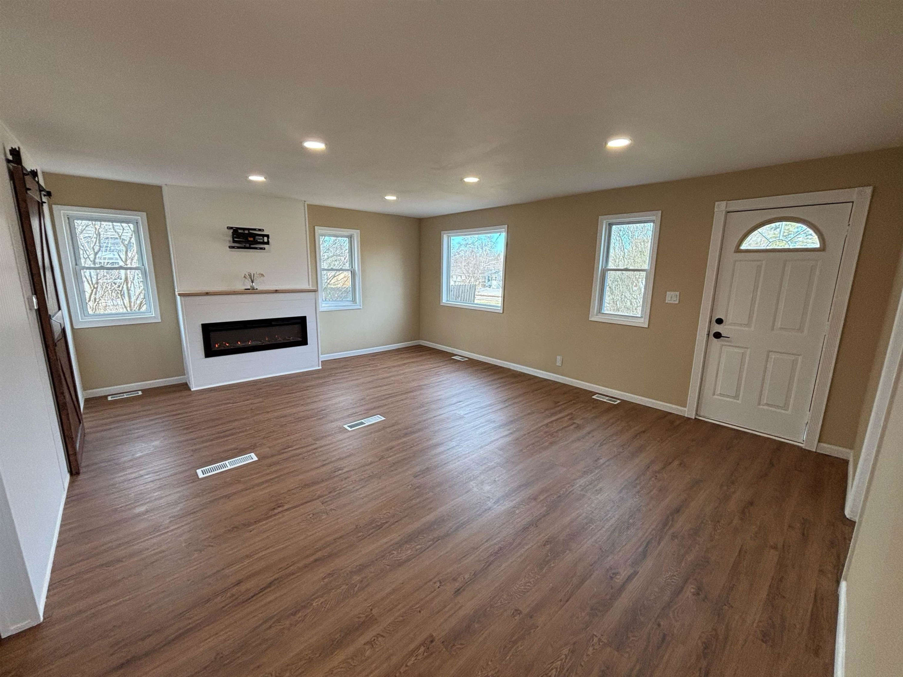 6565 River Road, Flushing, MI 48433 — Photo 7