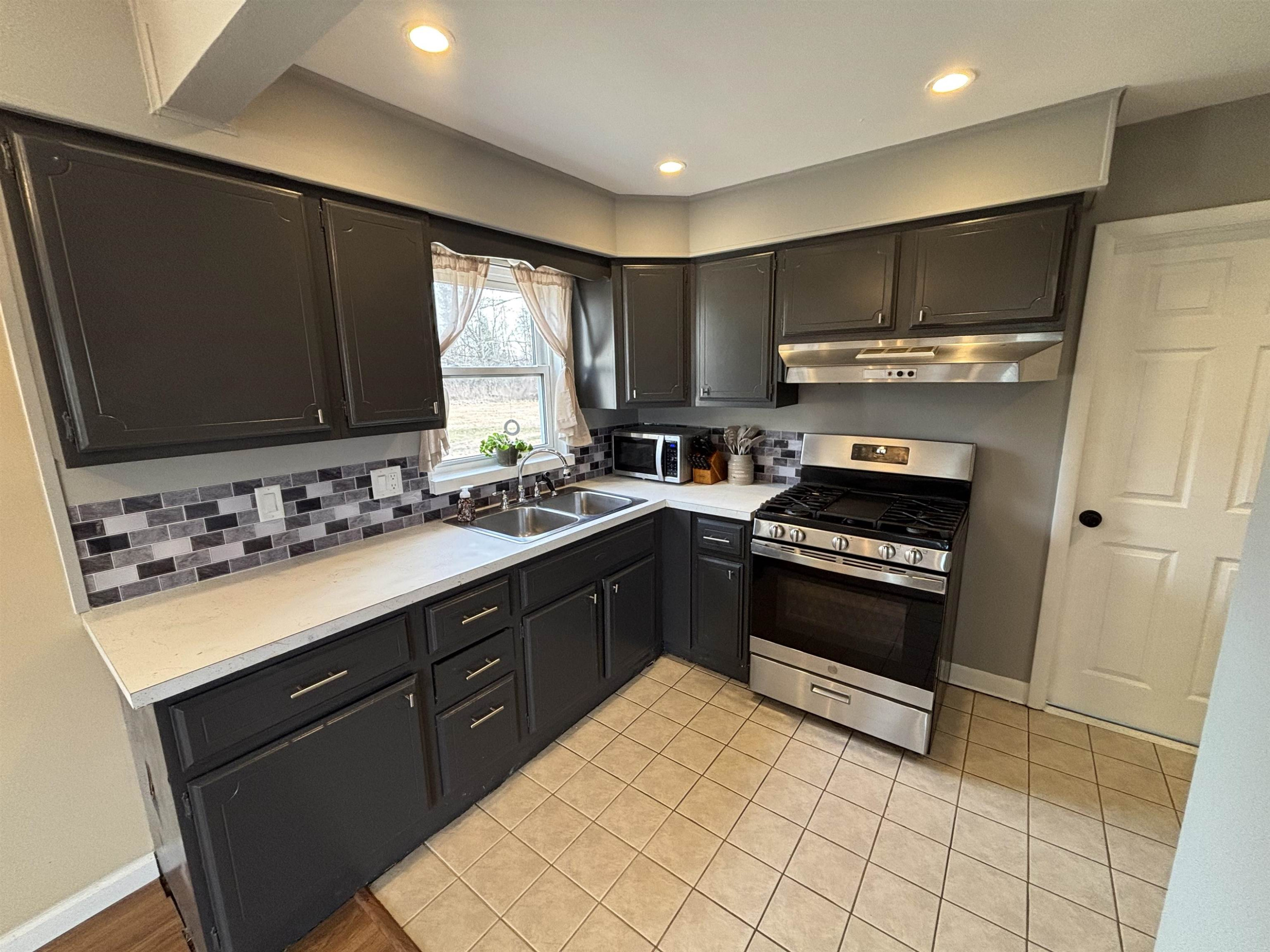 6565 River Road, Flushing, MI 48433 — Photo 8
