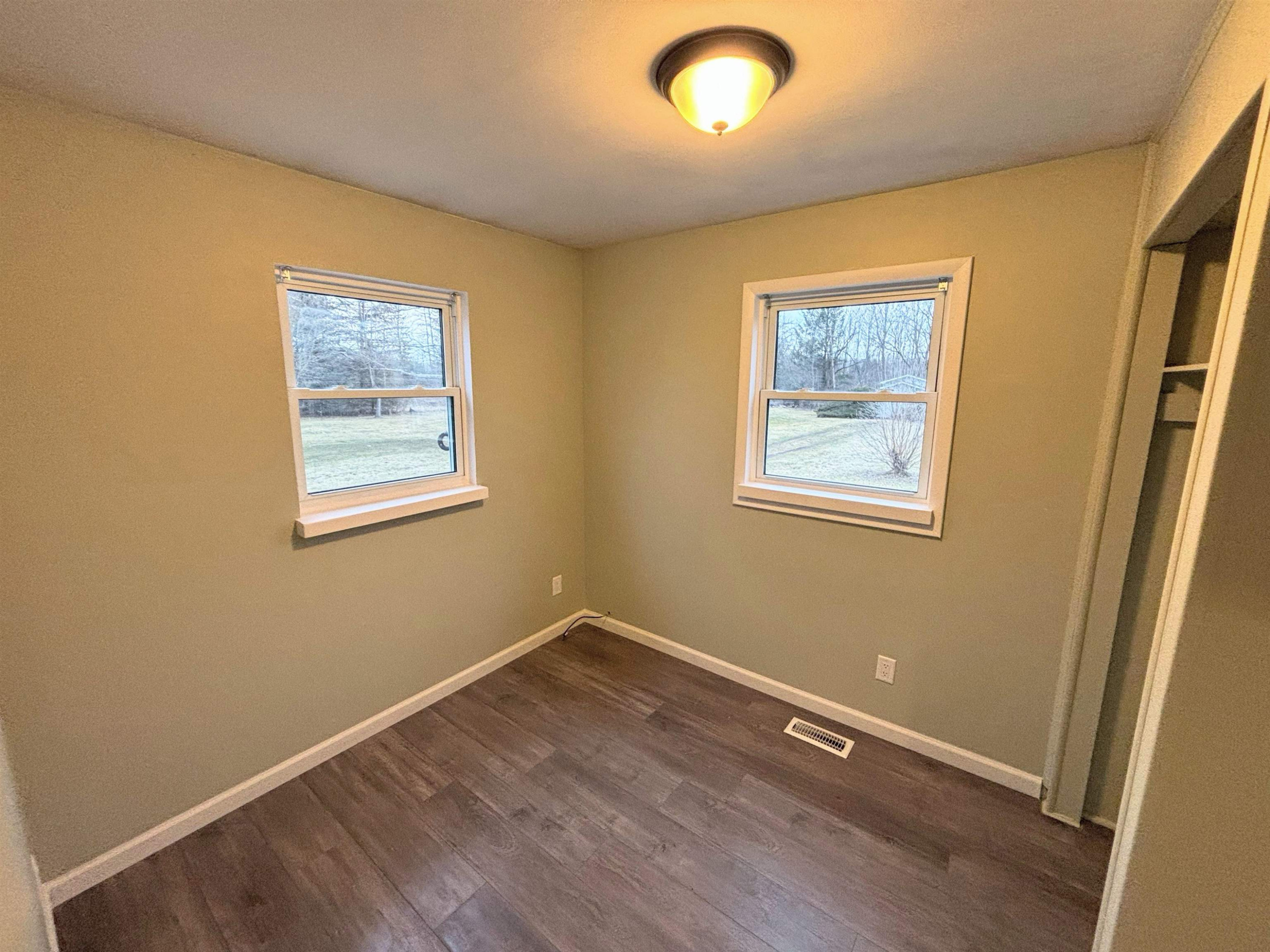 6565 River Road, Flushing, MI 48433 — Photo 13