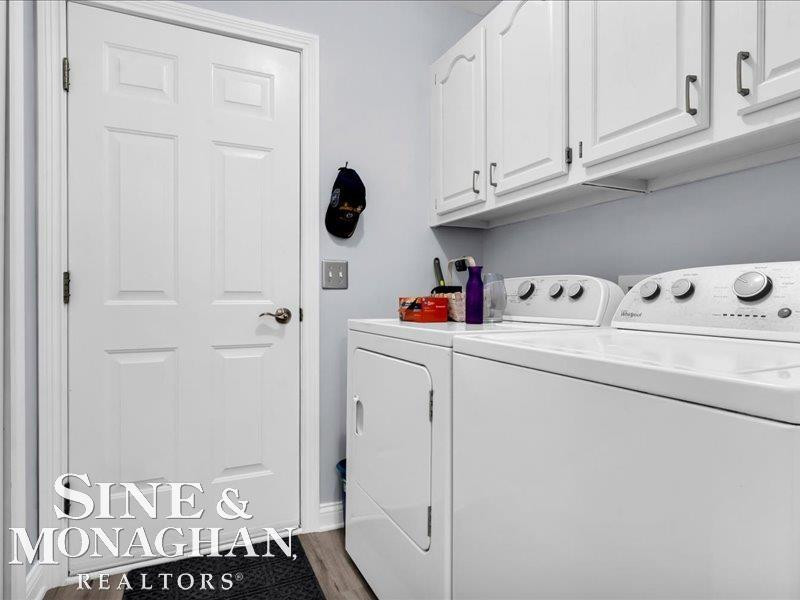1045 Huntington Court, Marysville, MI 48040 — Photo 21