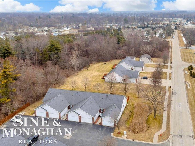1045 Huntington Court, Marysville, MI 48040 — Photo 33
