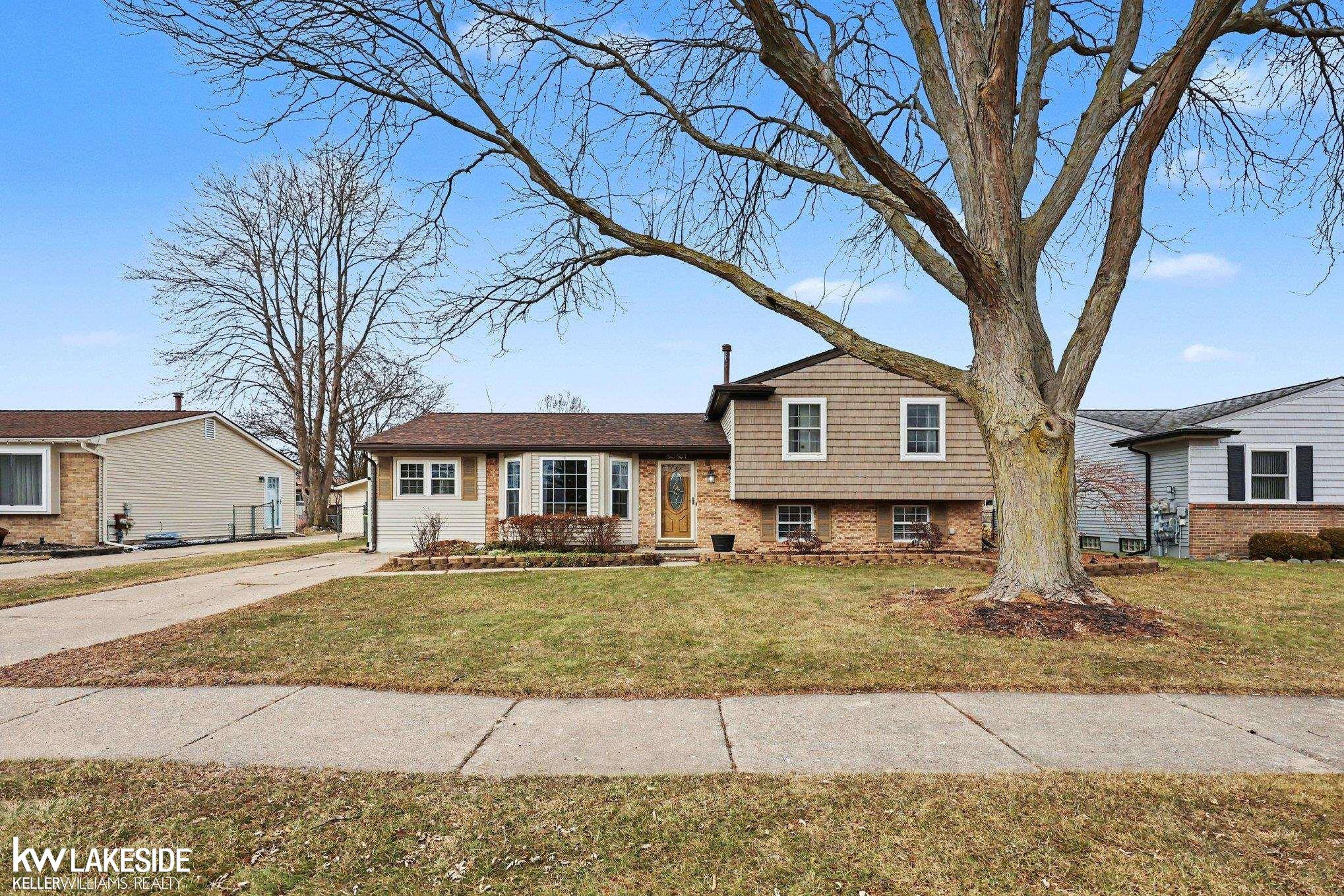 50161 Waterloo, Chesterfield, MI 48047 — front exterior