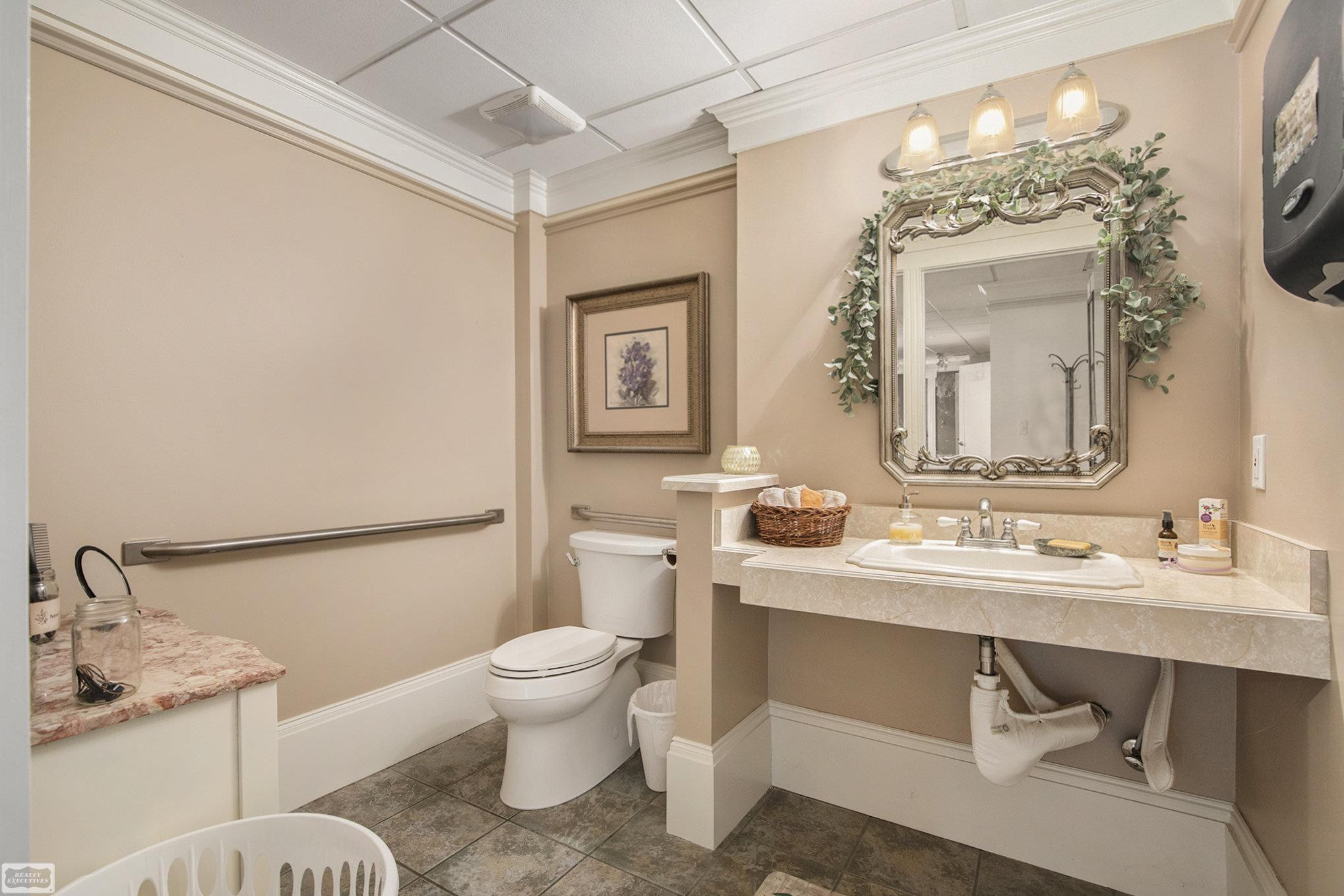 149 W Saint Clair Street, MI 48065 — Photo 11