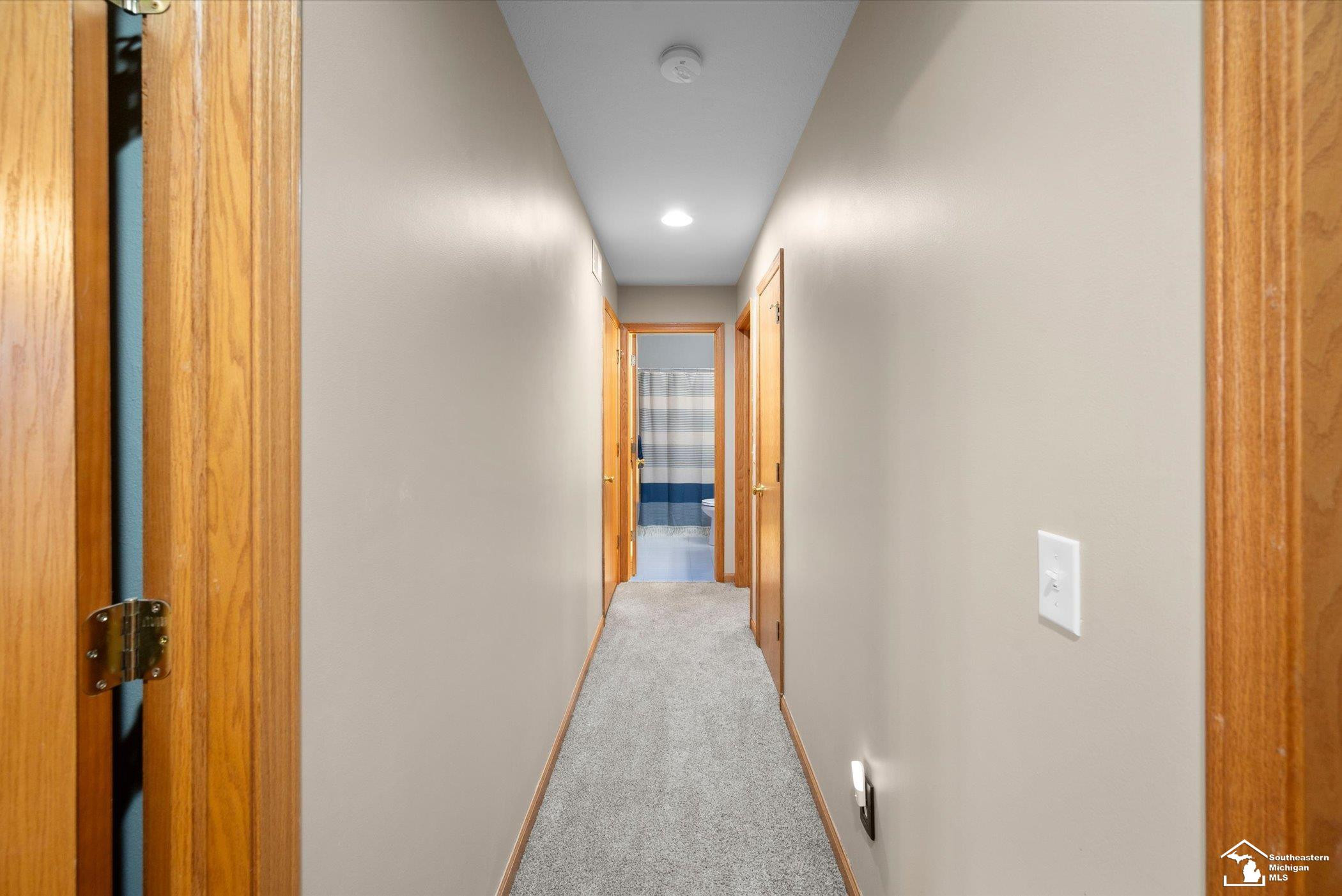 15285 Oak Knoll Drive, MI 48161 — Photo 22