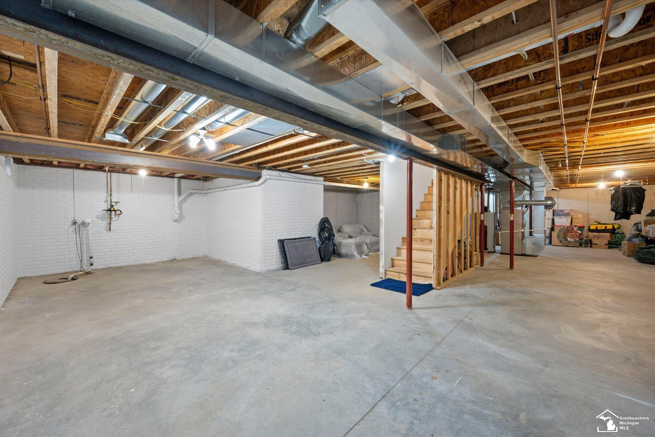 15285 Oak Knoll Drive, MI 48161 — Photo 32