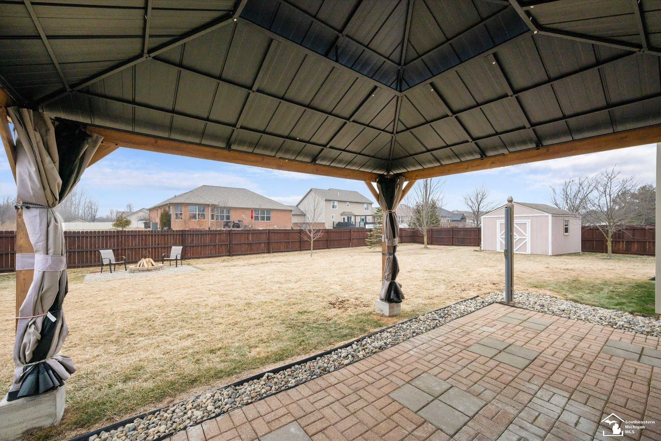 15285 Oak Knoll Drive, MI 48161 — Photo 36