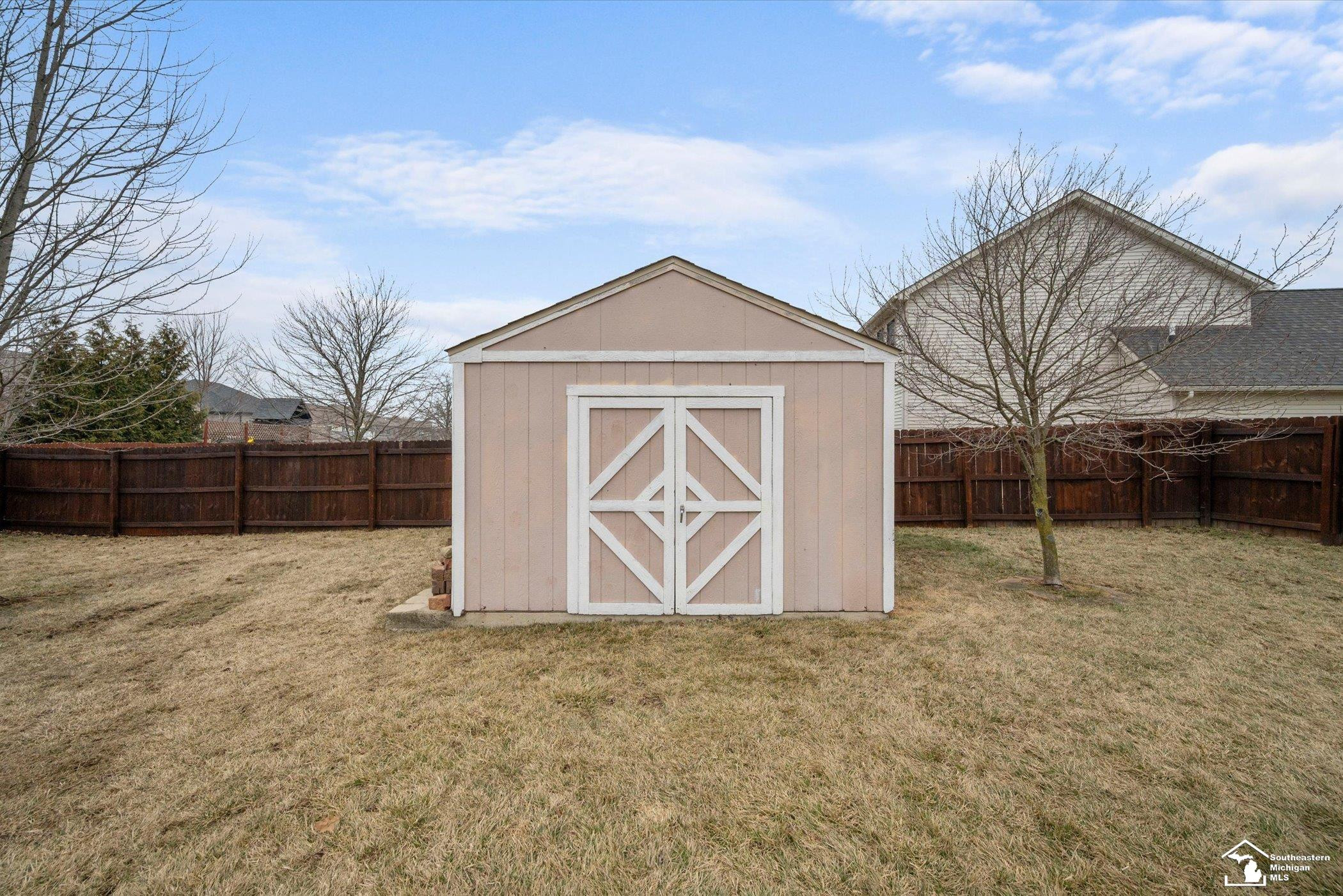 15285 Oak Knoll Drive, MI 48161 — Photo 41