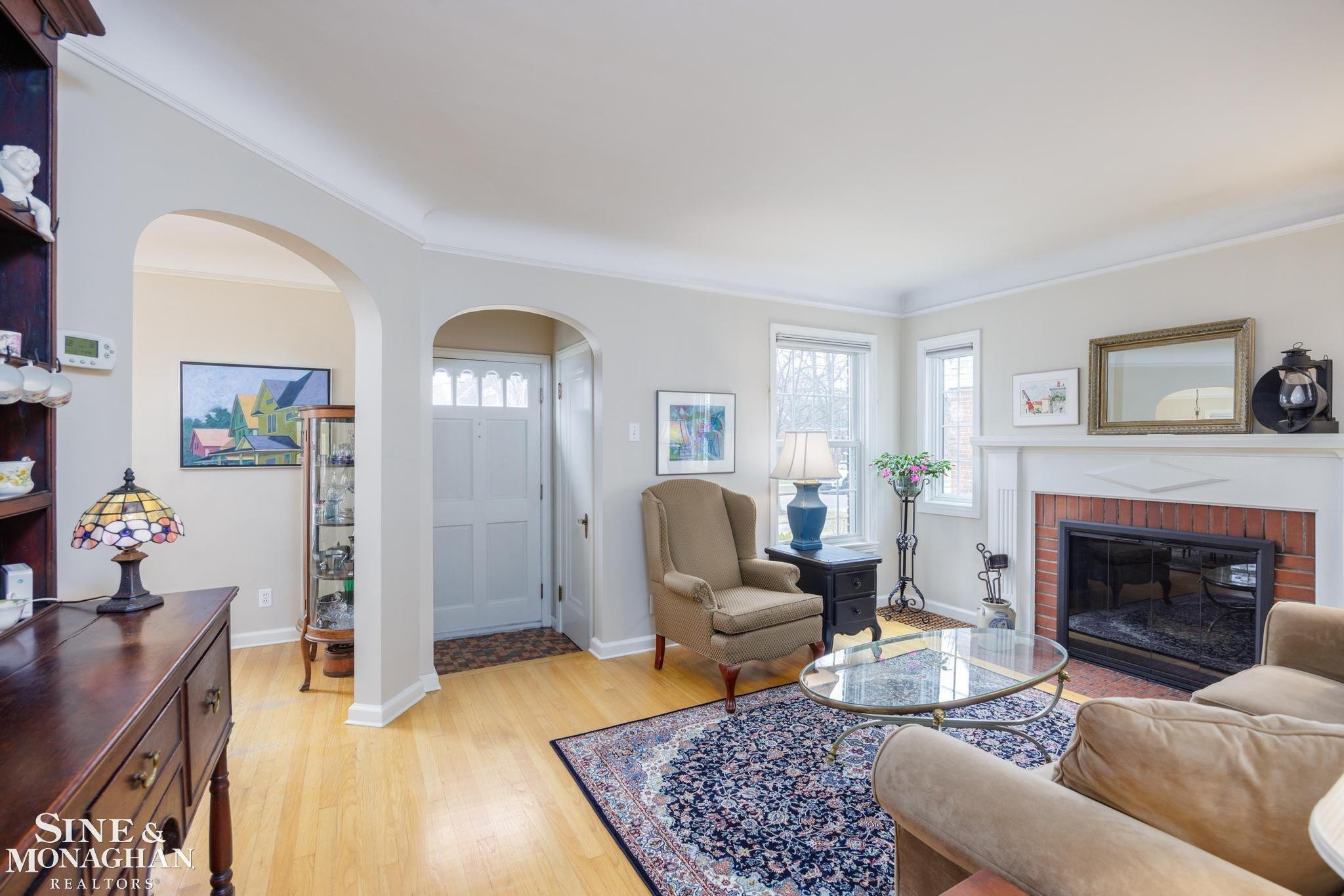 410 Calvin Avenue, Grosse Pointe, MI 48236 — Photo 5