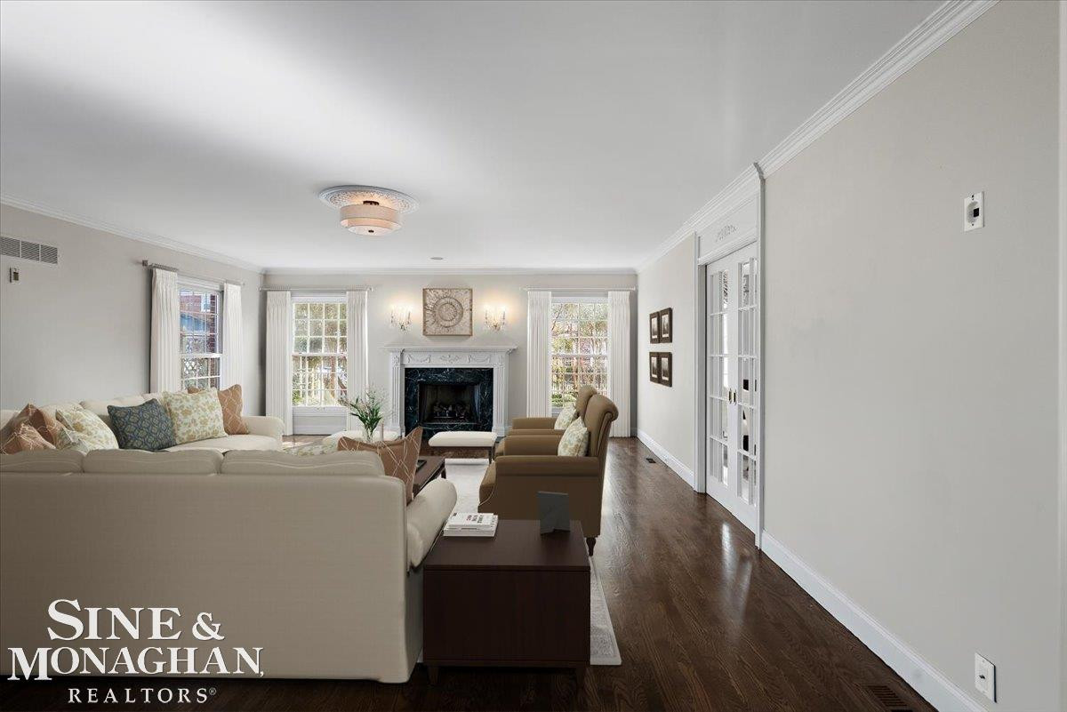 1061 N Oxford Road, Grosse Pointe Woods, MI 48236 — Photo 19