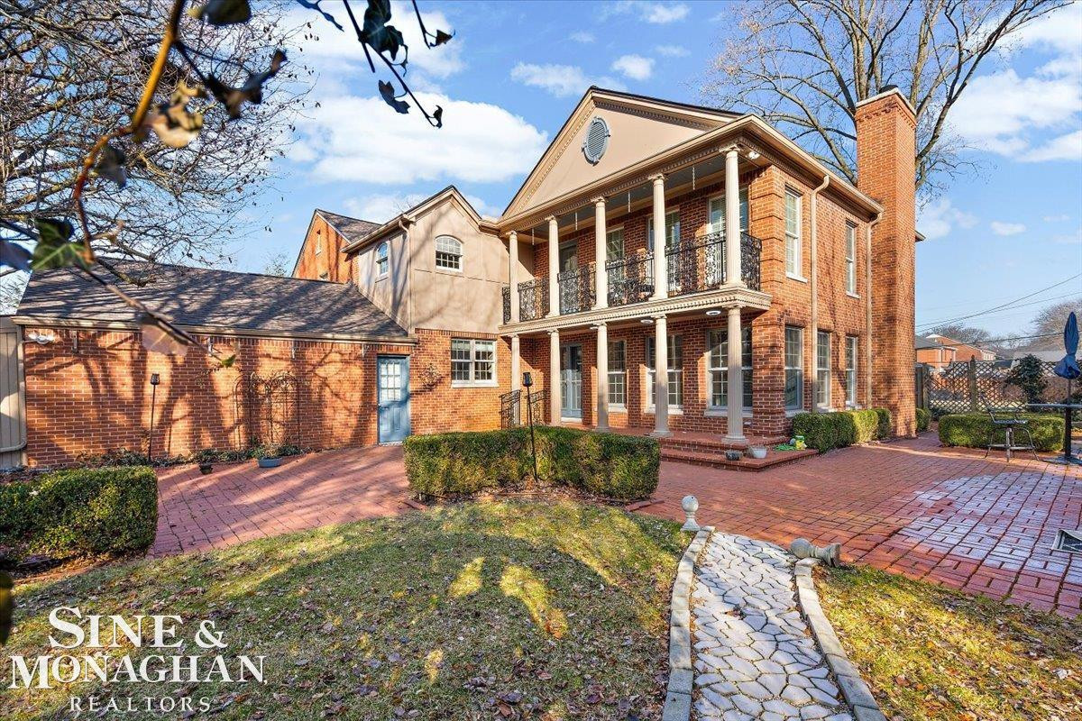 1061 N Oxford Road, Grosse Pointe Woods, MI 48236 — Photo 43