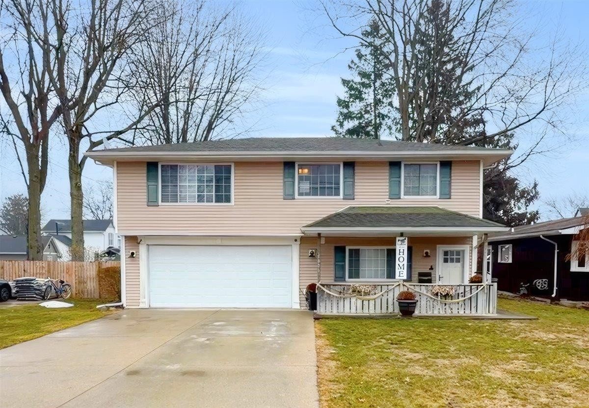 1806 Michigan Street, Algonac, MI 48001 — Photo 2