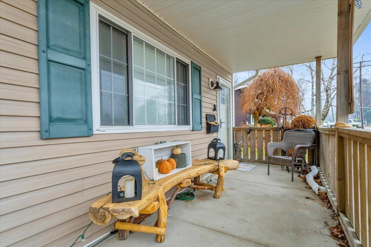 1806 Michigan Street, Algonac, MI 48001 — Photo 4