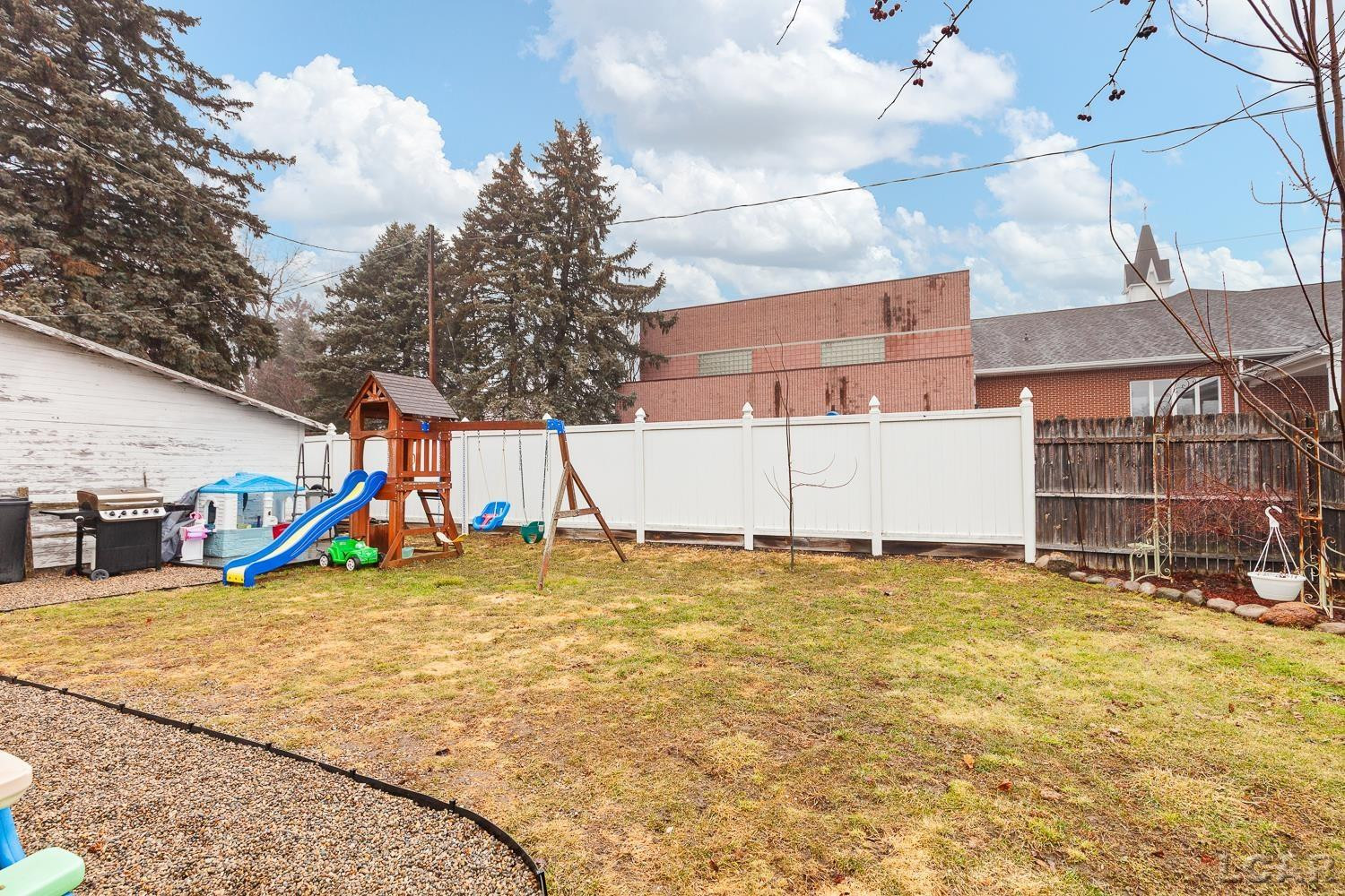 223 Cherry Street, Blissfield, MI 49228 — Photo 37