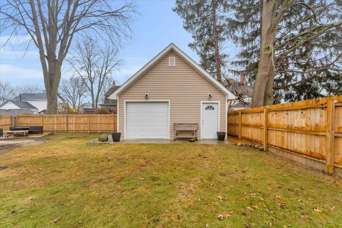 1806 Michigan Street, Algonac, MI 48001 — Photo 32