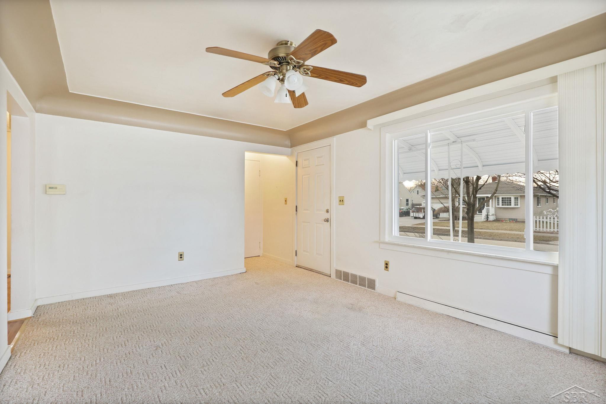 1611 S Grant Street, Bay City, MI 48708 — Photo 2