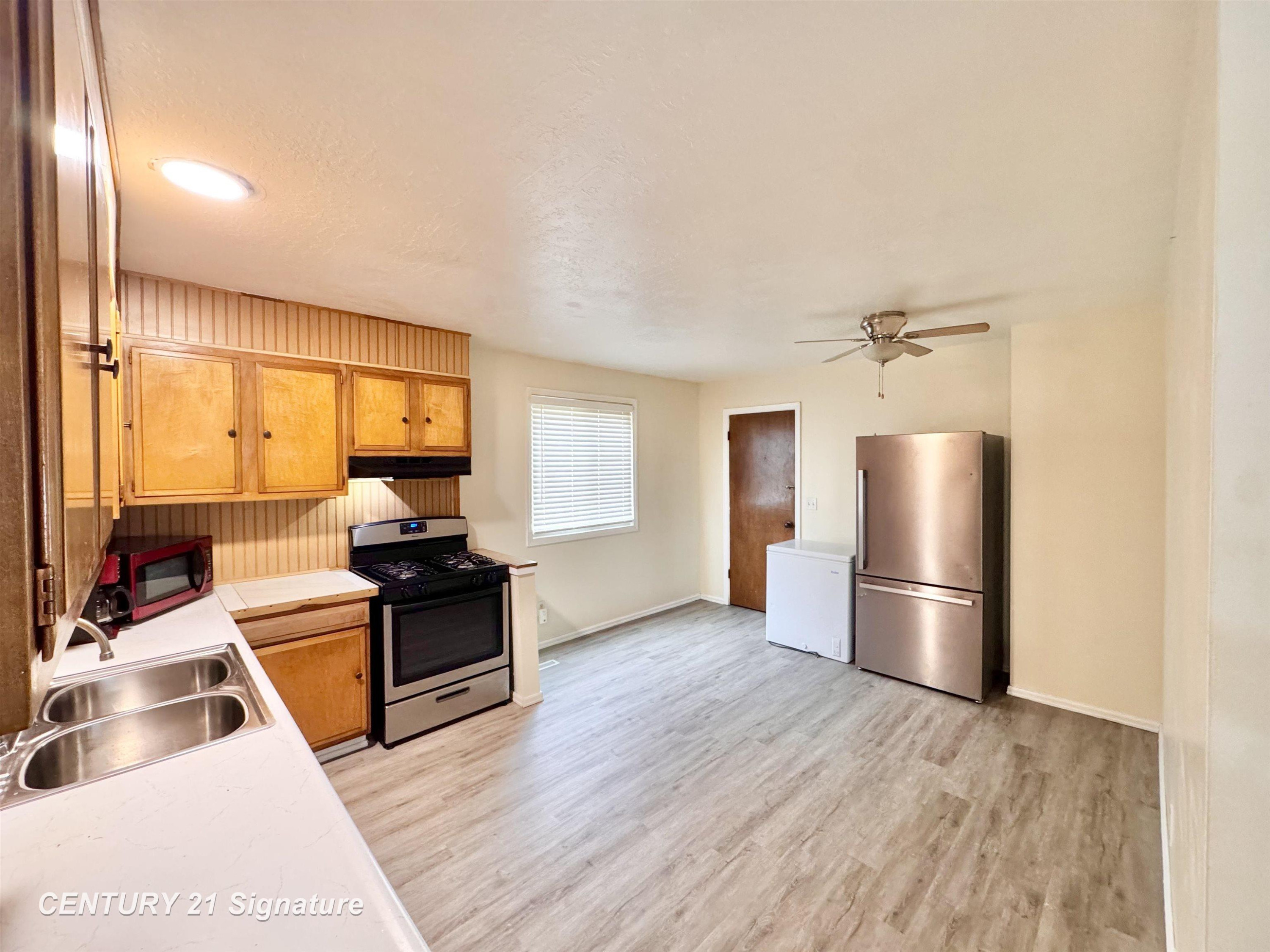 3910 Peach Street, Bridgeport, MI 48601 — Photo 7