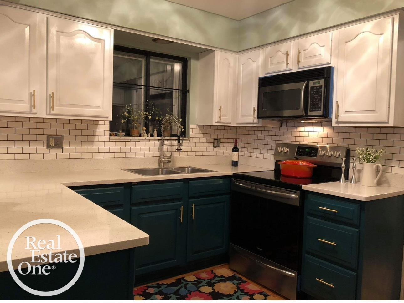 1189 Hollywood Avenue, Grosse Pointe Woods, MI 48236 — Photo 4