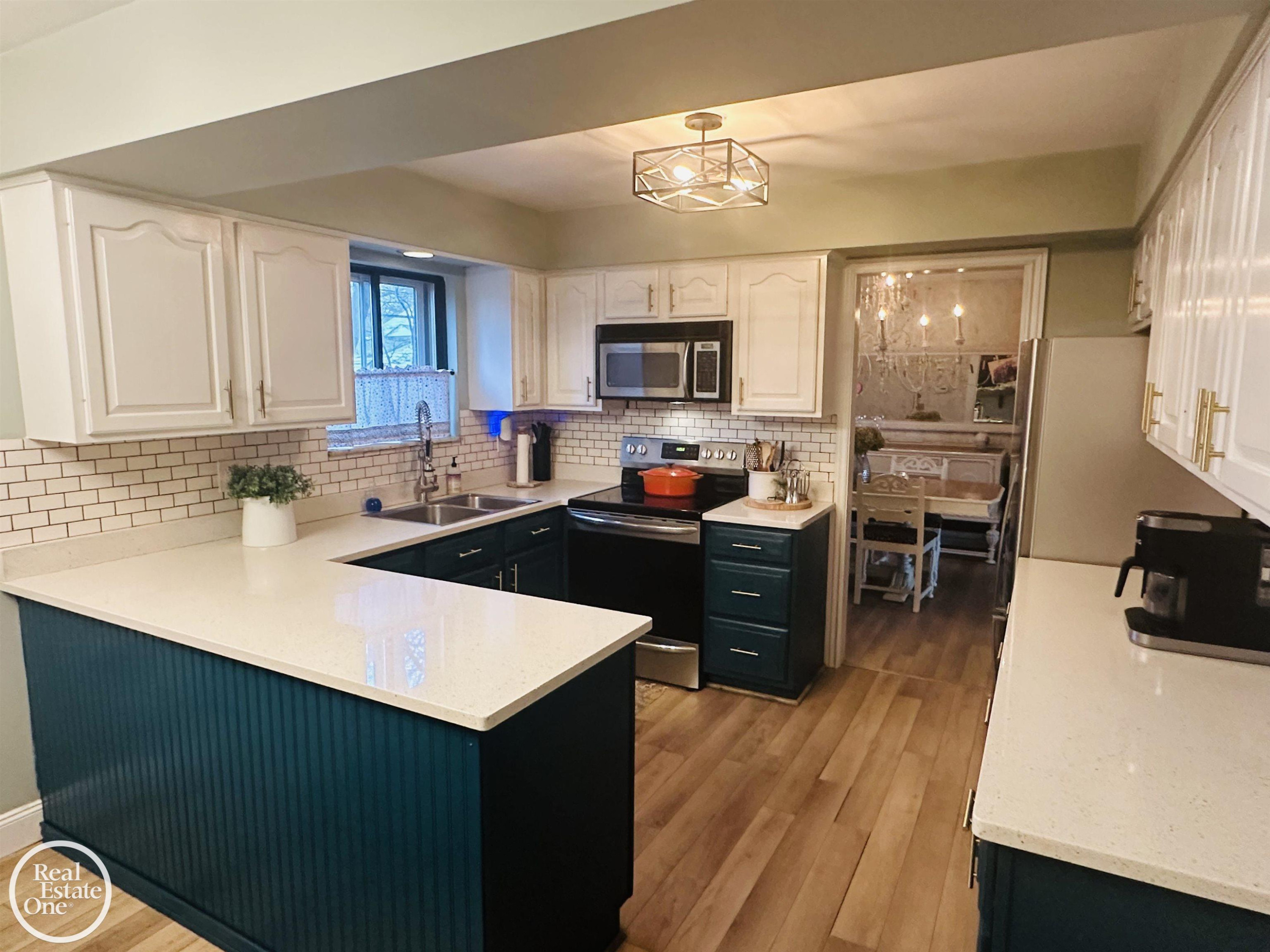 1189 Hollywood Avenue, Grosse Pointe Woods, MI 48236 — Photo 6