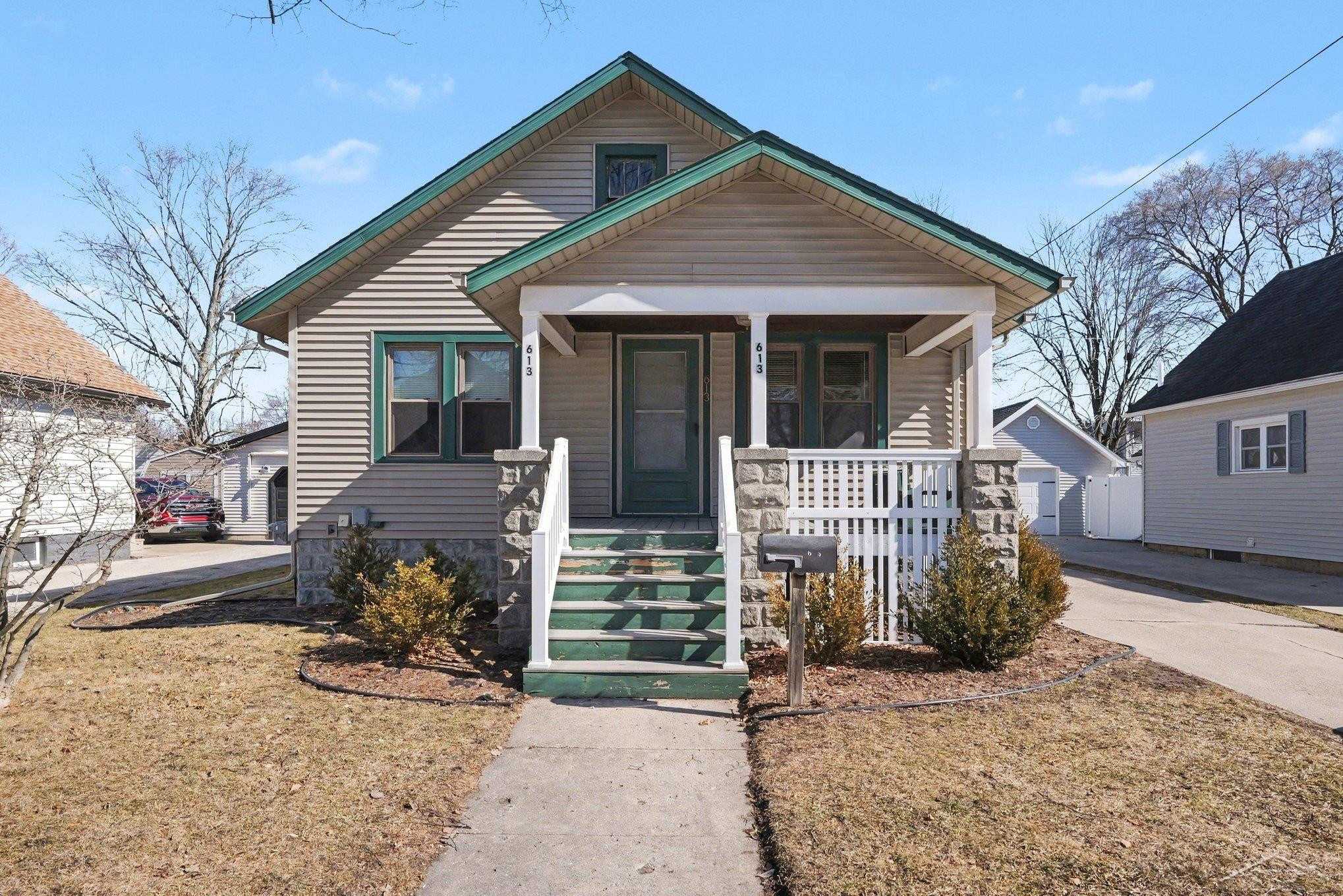 613 Pine Street, Essexville, MI 48732 — Photo 8