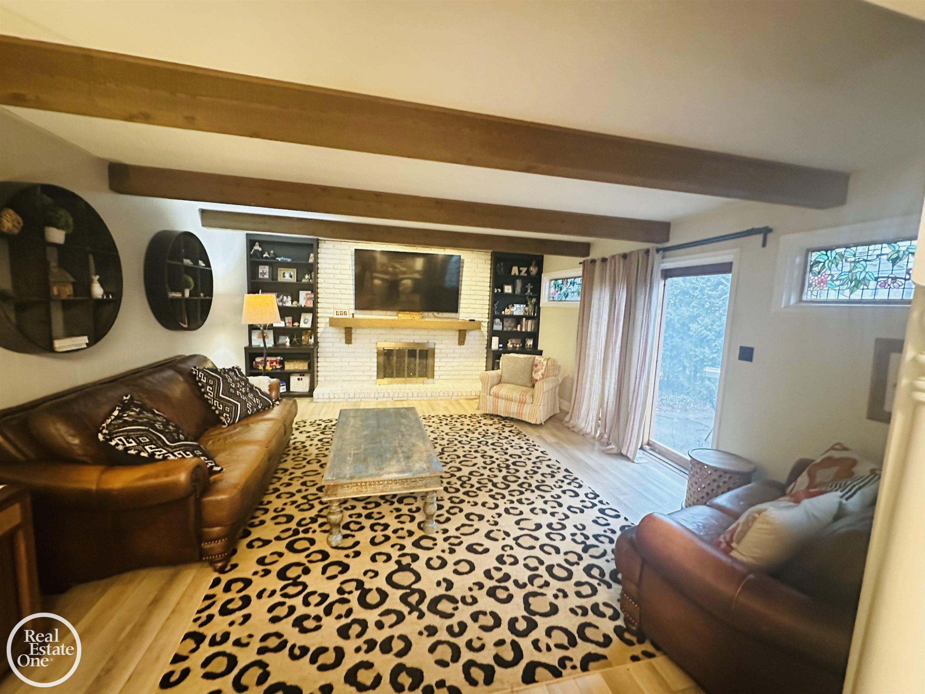 1189 Hollywood Avenue, Grosse Pointe Woods, MI 48236 — Photo 11