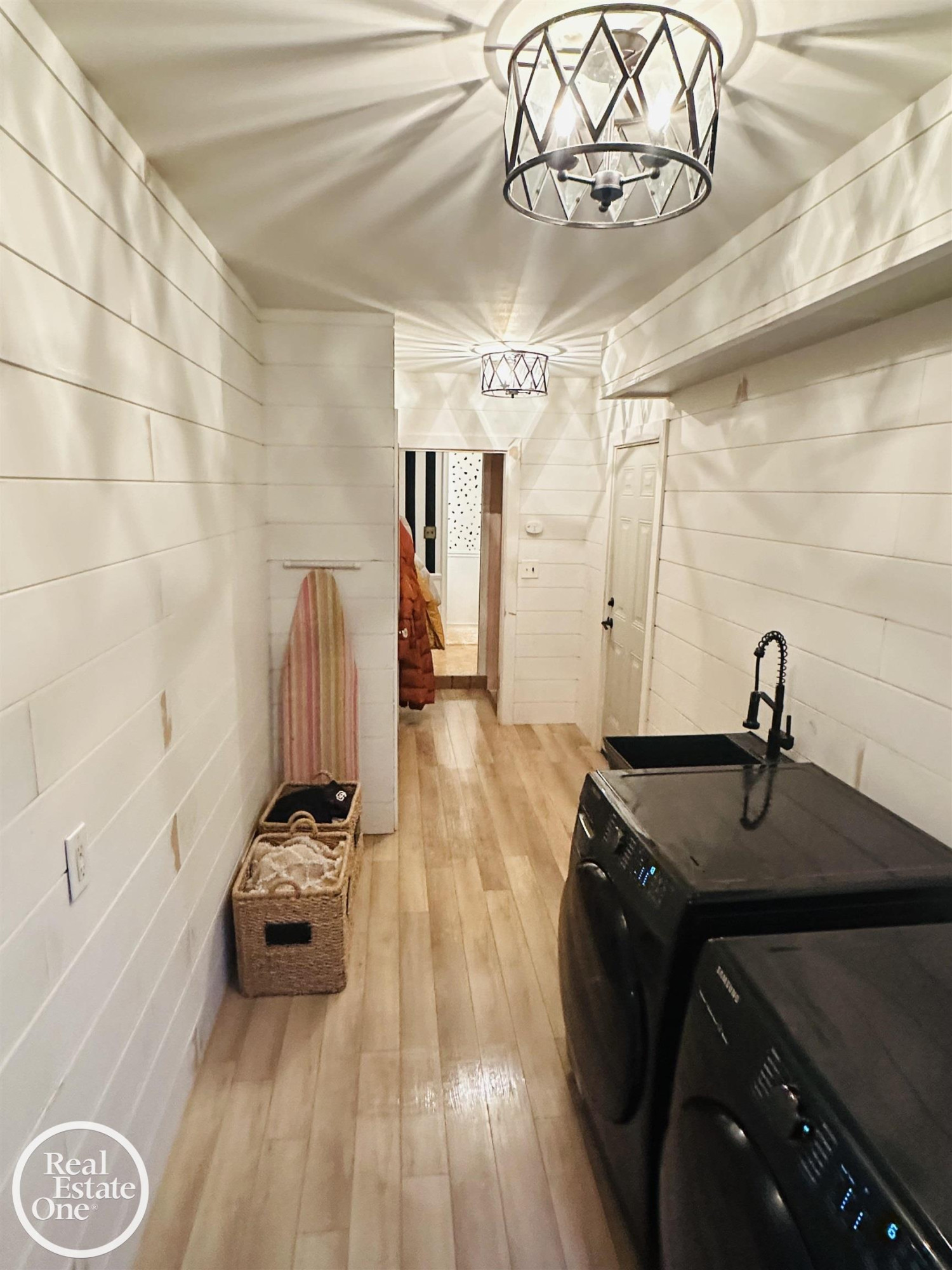 1189 Hollywood Avenue, Grosse Pointe Woods, MI 48236 — Photo 22