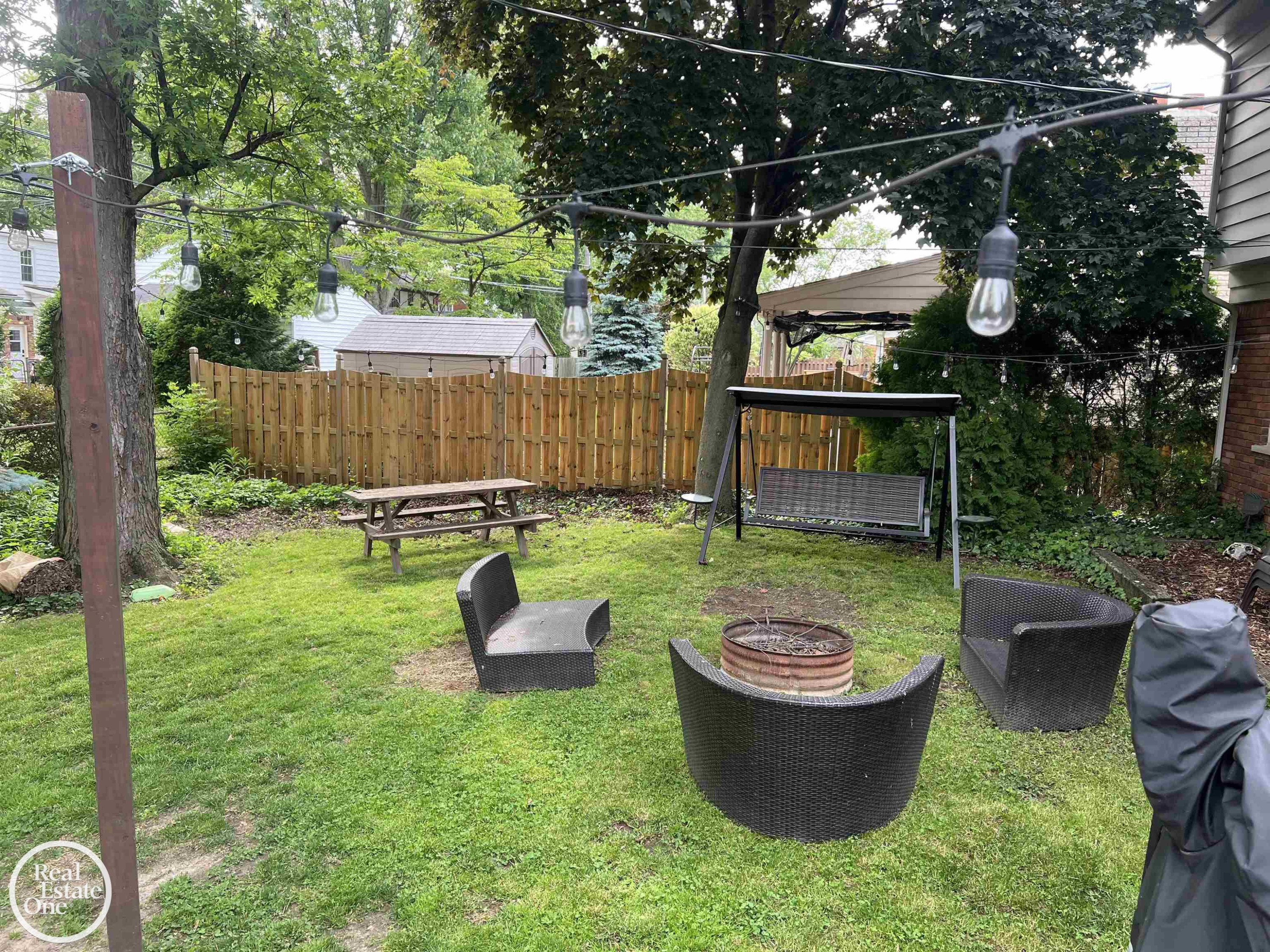 1189 Hollywood Avenue, Grosse Pointe Woods, MI 48236 — Photo 45