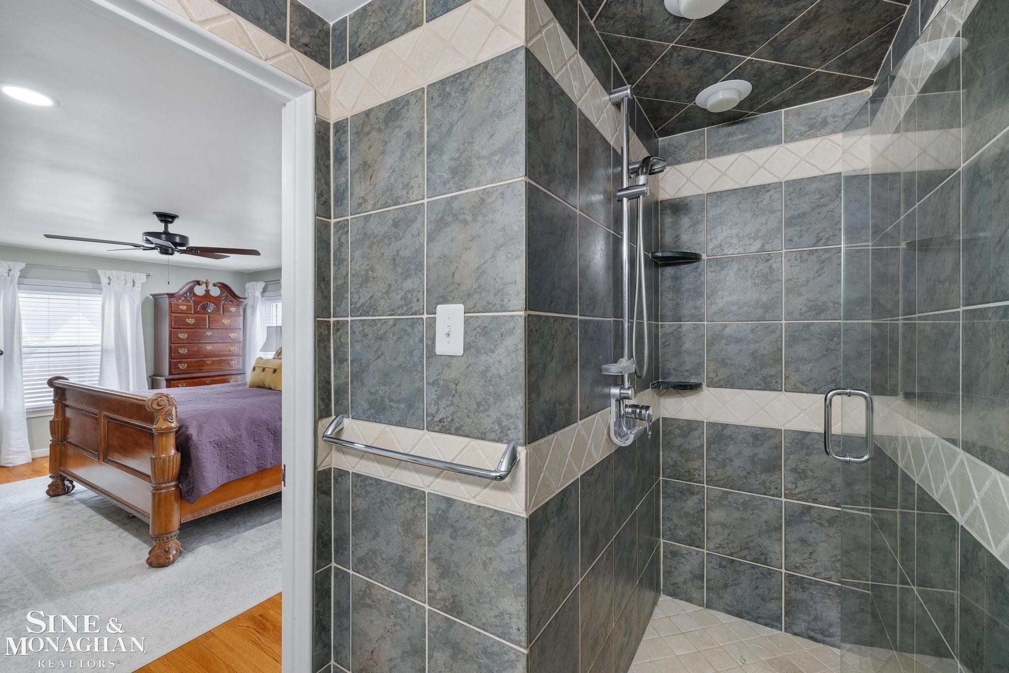 171 Merriweather Road, Grosse Pointe Farms, MI 48236 — Photo 21