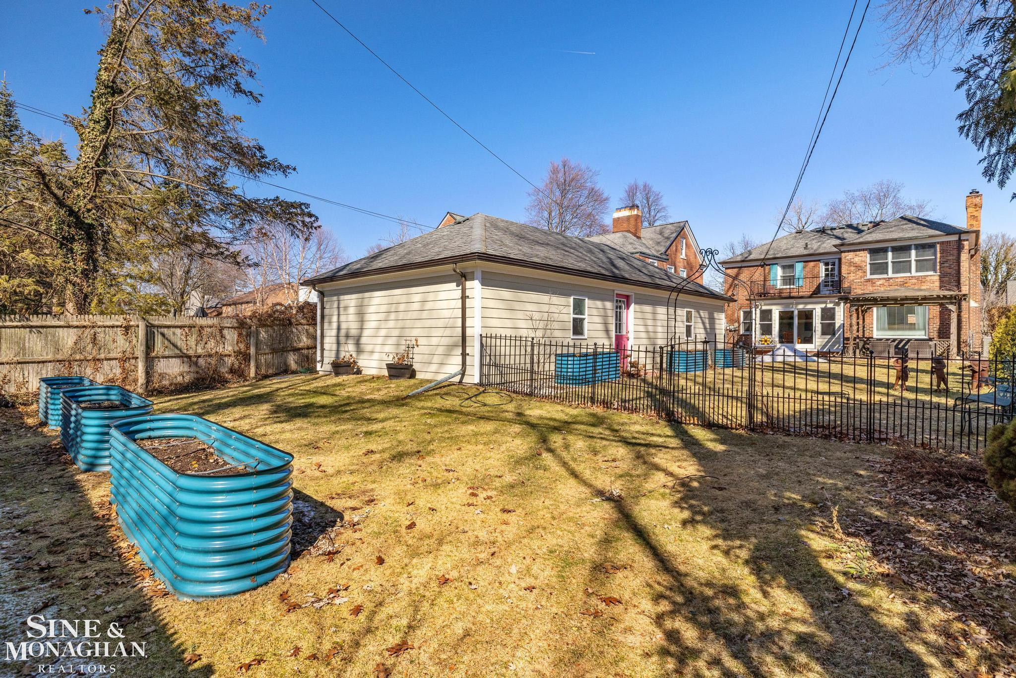 171 Merriweather Road, Grosse Pointe Farms, MI 48236 — Photo 43