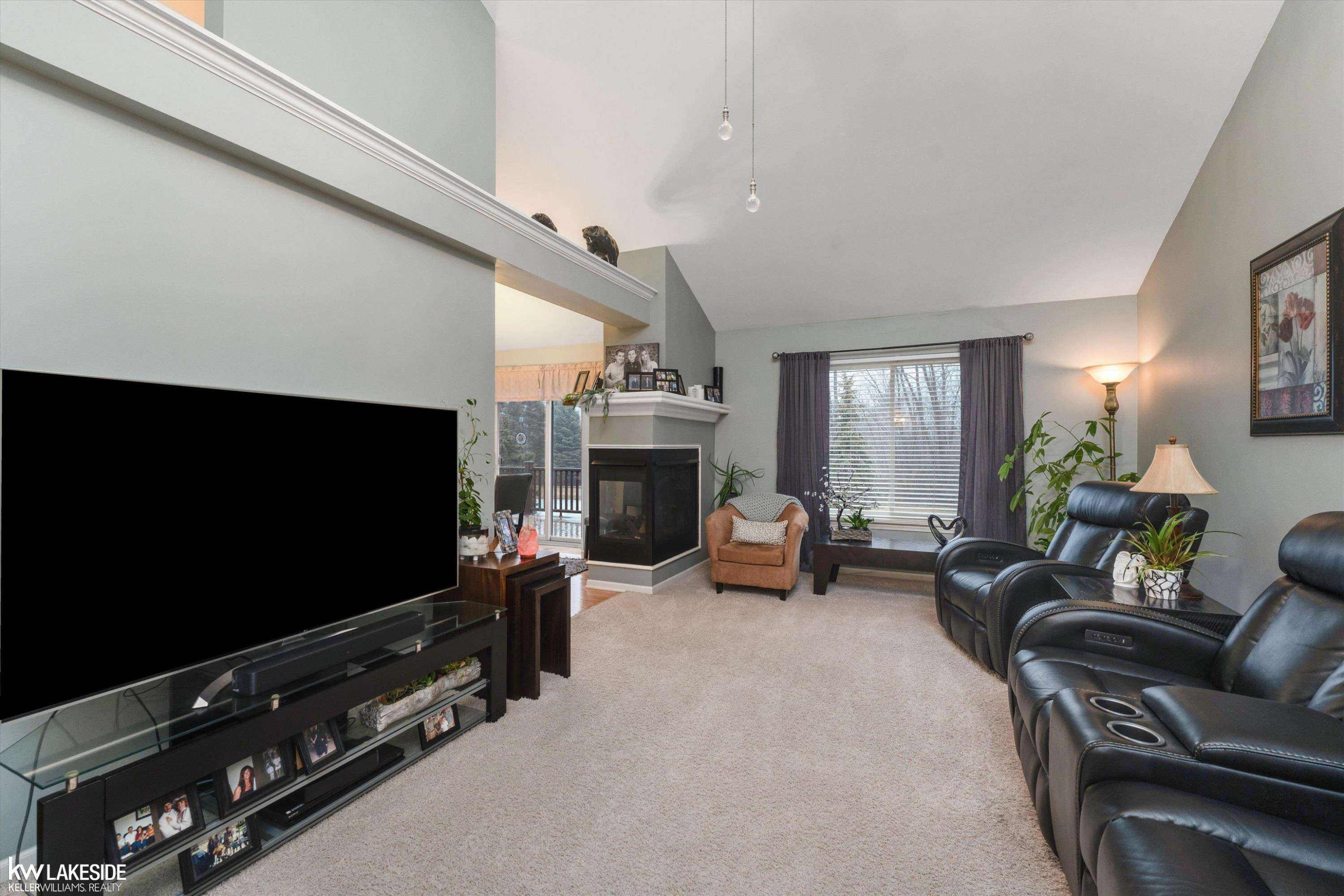 8160 Huntington Ridge Court, Washington, MI — Photo 2