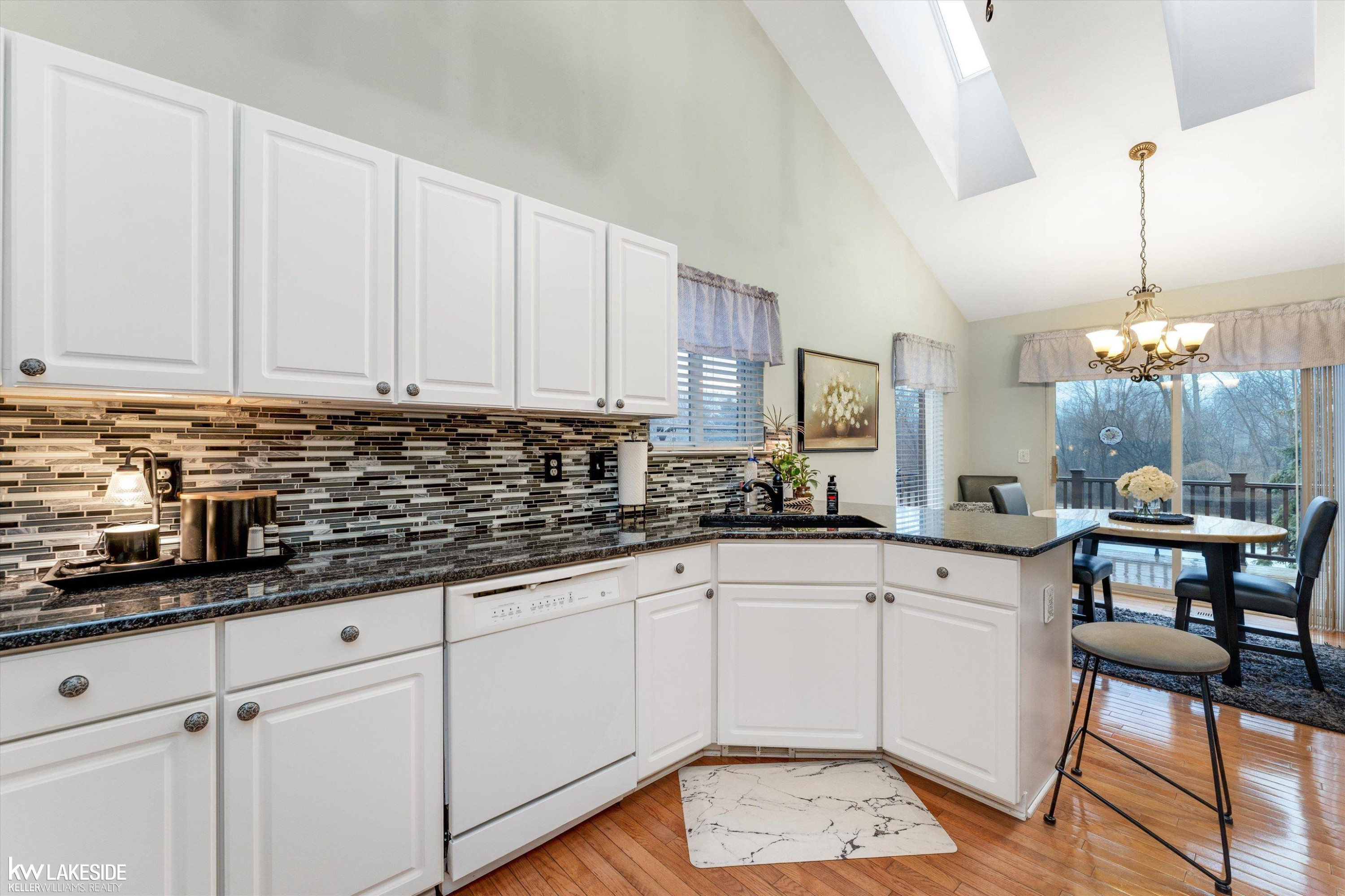 8160 Huntington Ridge Court, Washington, MI — Photo 11
