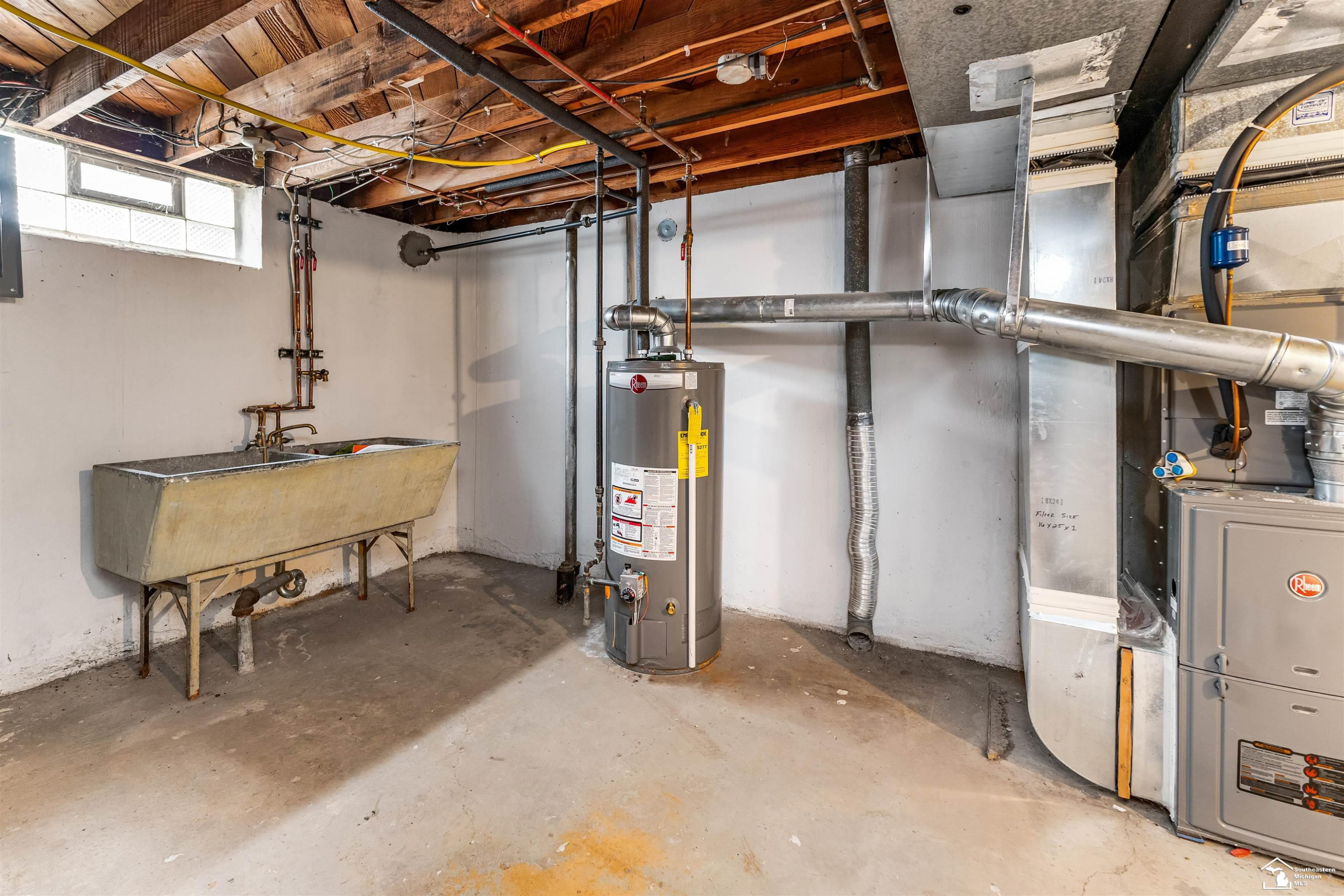 15110 Drake Street, Southgate, MI 48195 — Photo 15