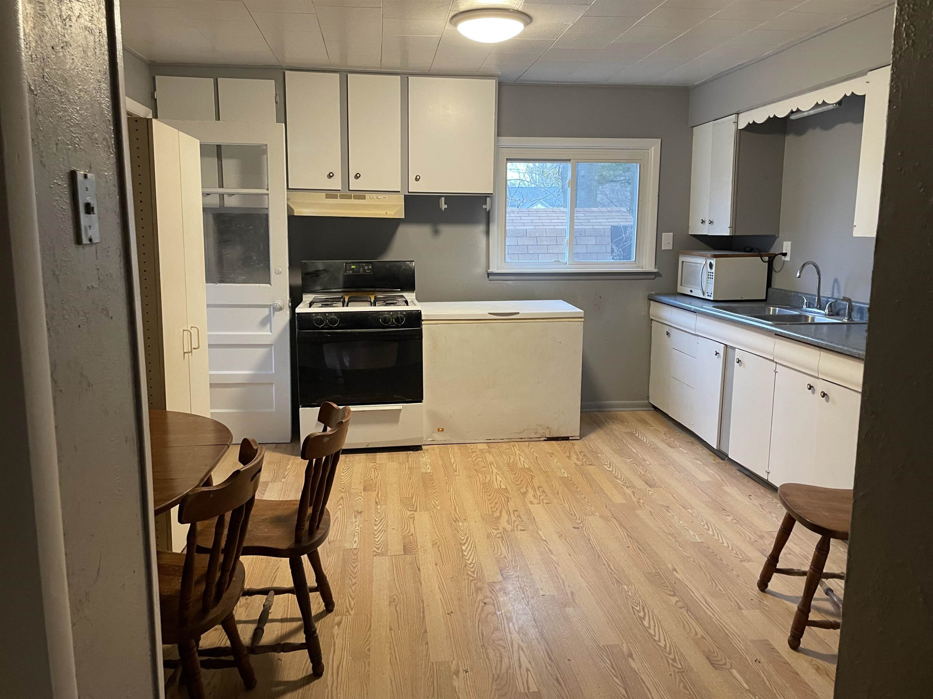 242 S East Street, Vassar, MI 48768 — Photo 12