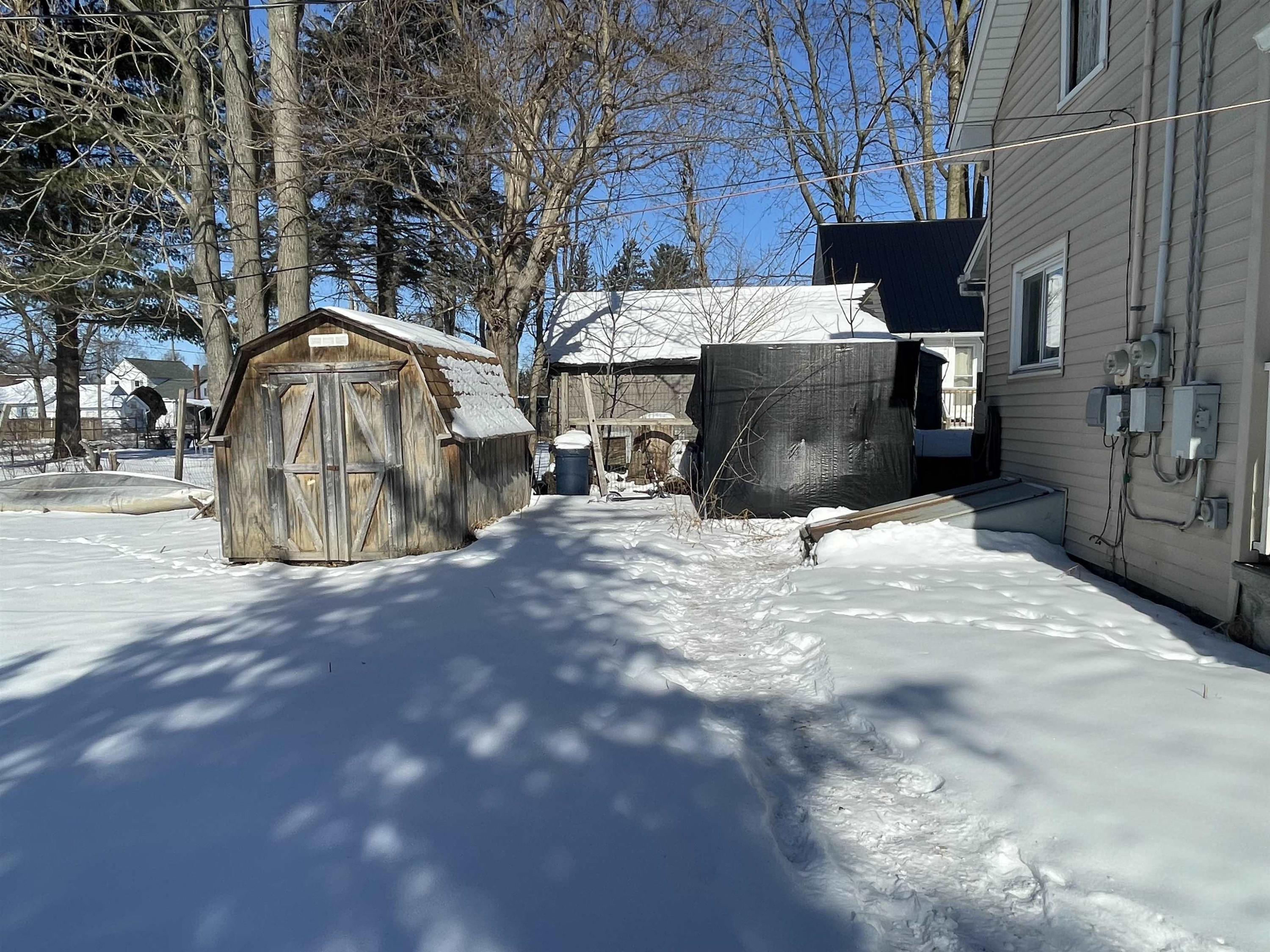 242 S East Street, Vassar, MI 48768 — Photo 24