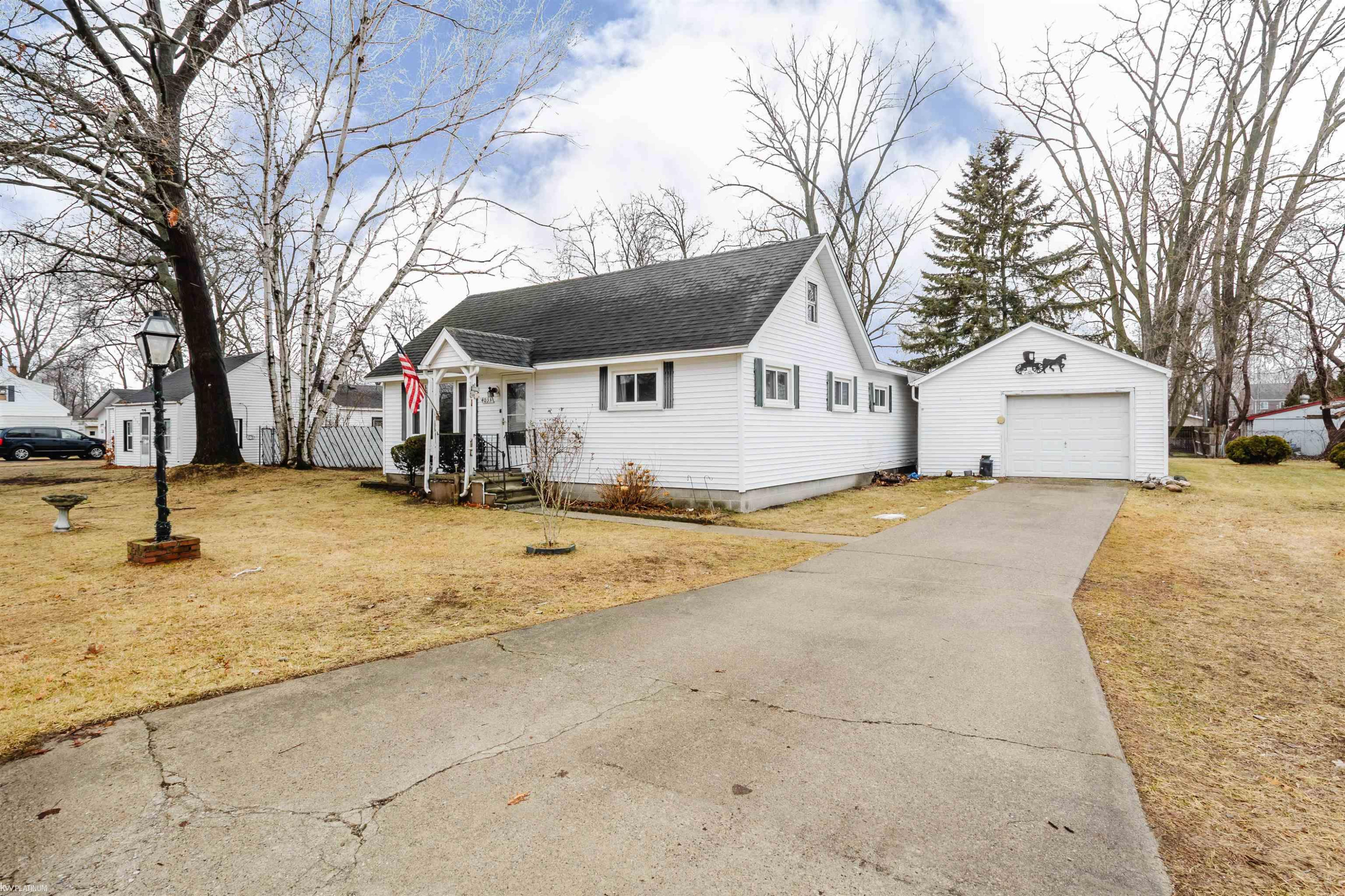 4033 Helen Avenue, MI 48059 — Photo 3