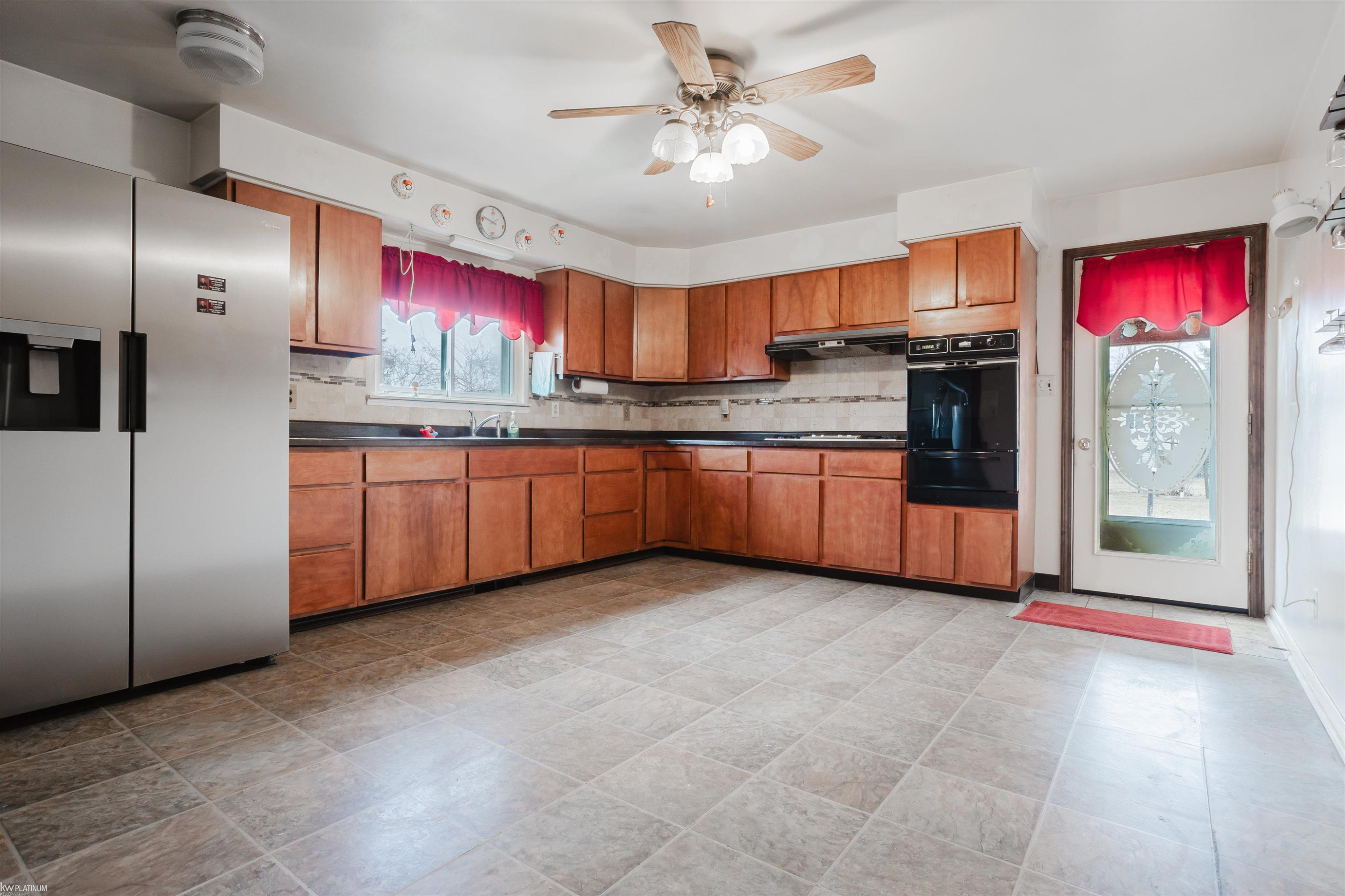 4033 Helen Avenue, MI 48059 — Photo 13