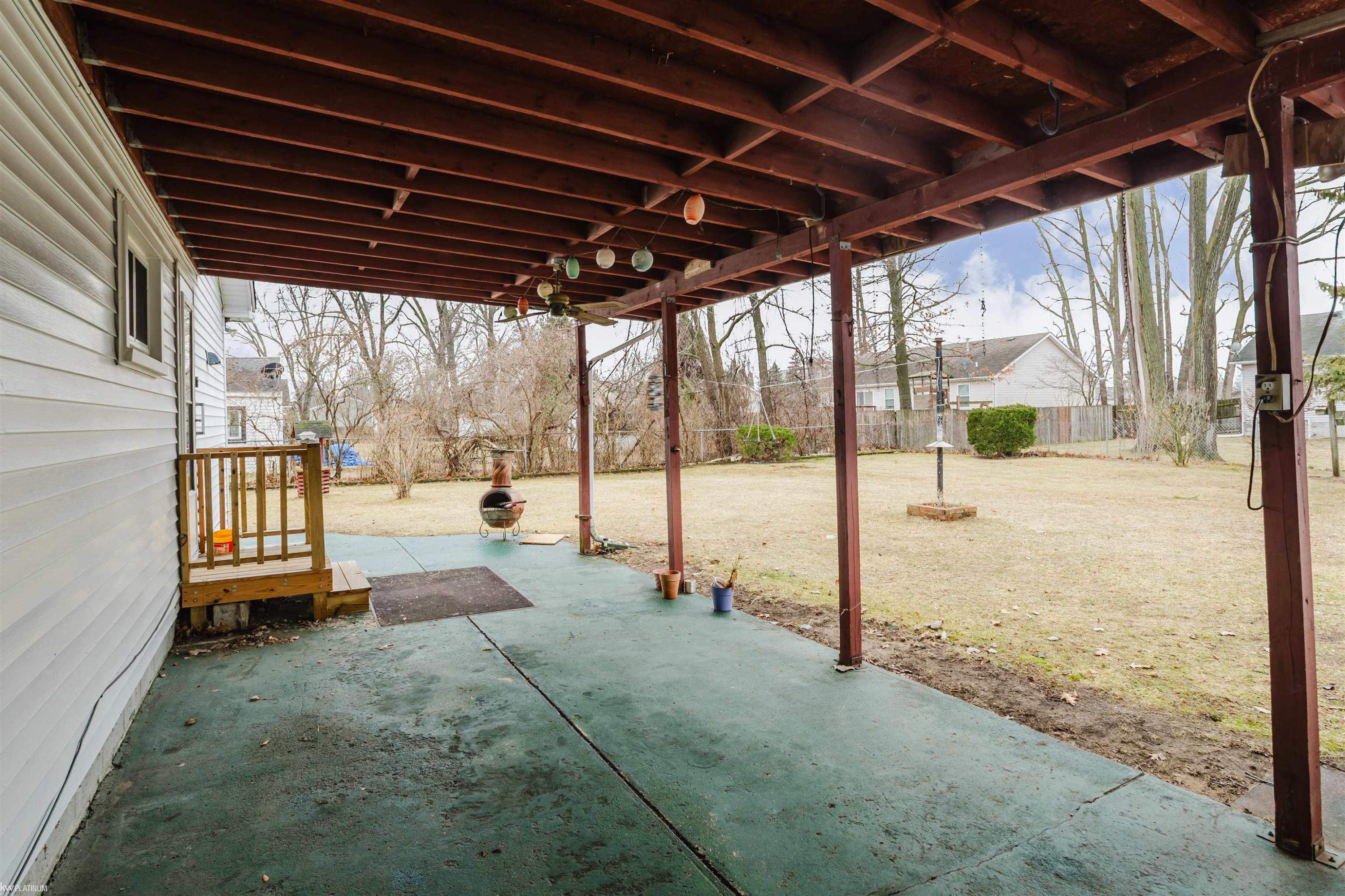 4033 Helen Avenue, MI 48059 — Photo 21