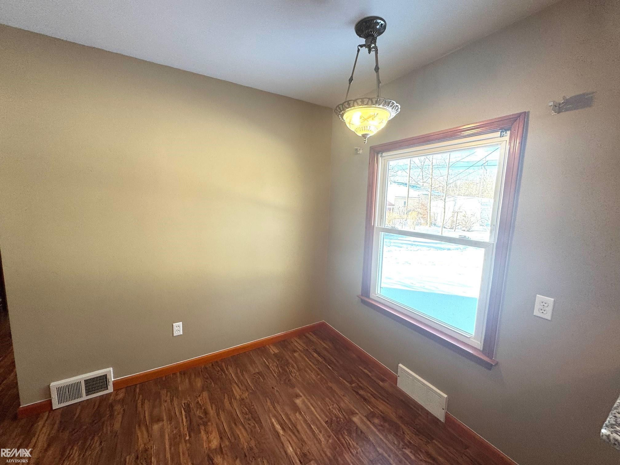 1674 Georgia Avenue, Marysville, MI 48040 — Photo 5