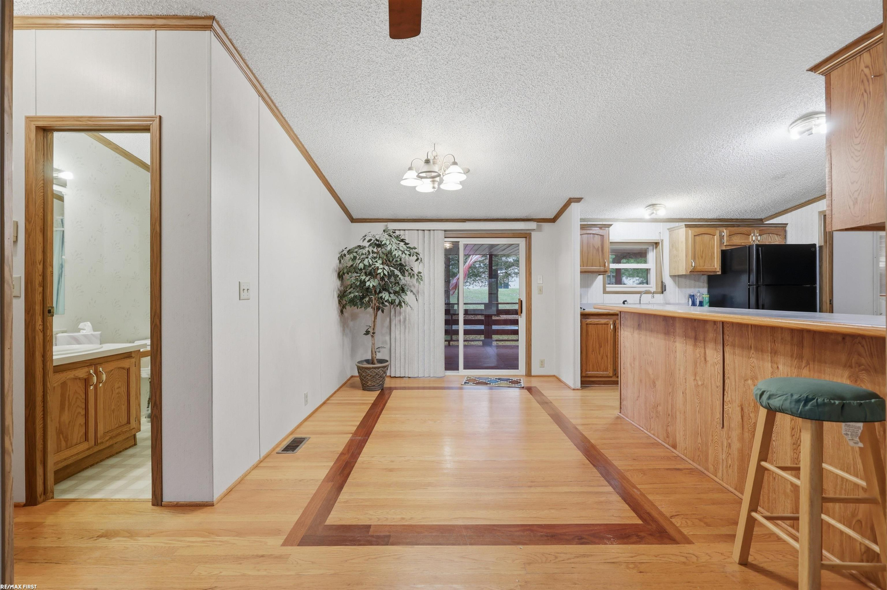 400 W 5th Street, Imlay City, MI 48444 — Photo 5