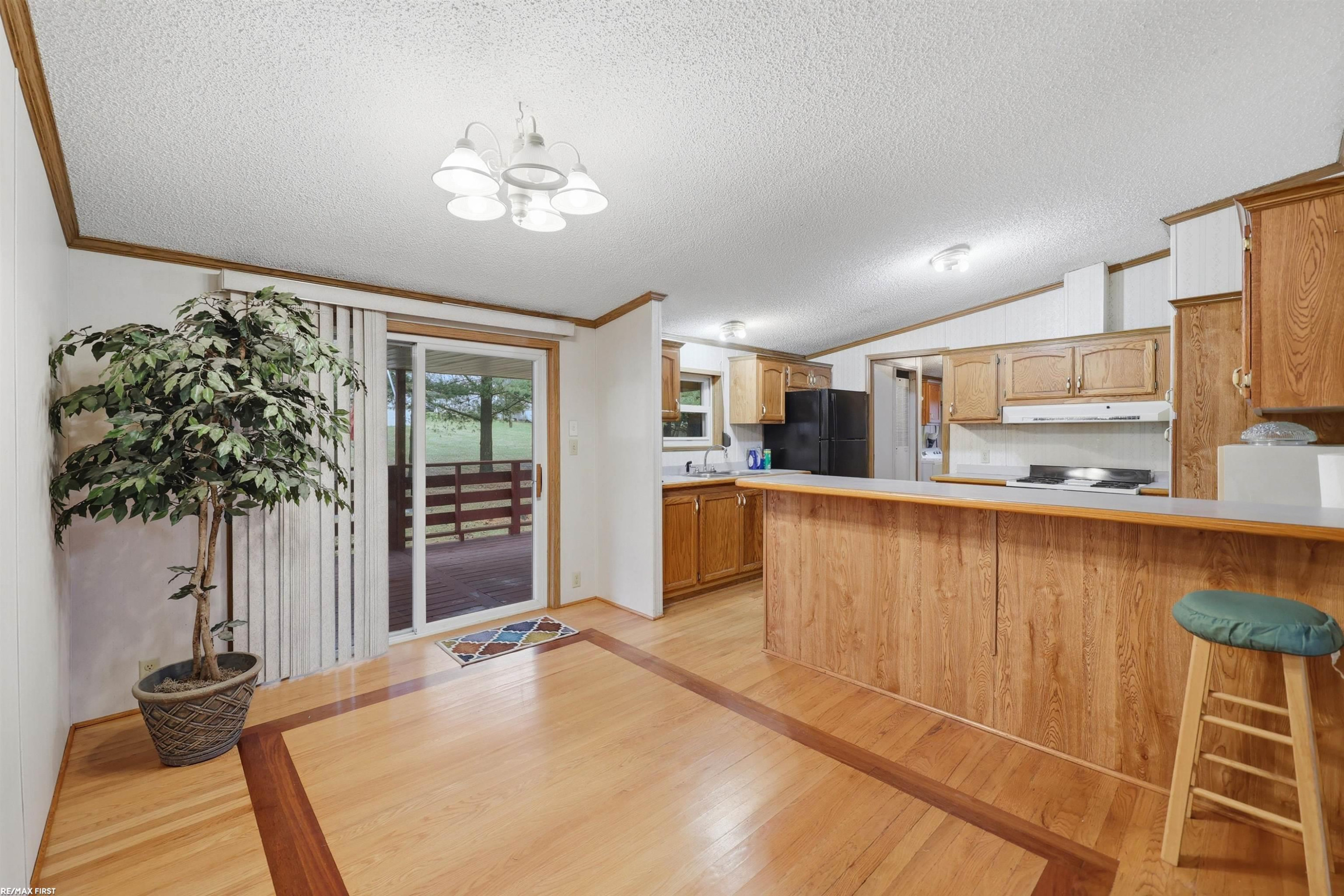 400 W 5th Street, Imlay City, MI 48444 — Photo 6