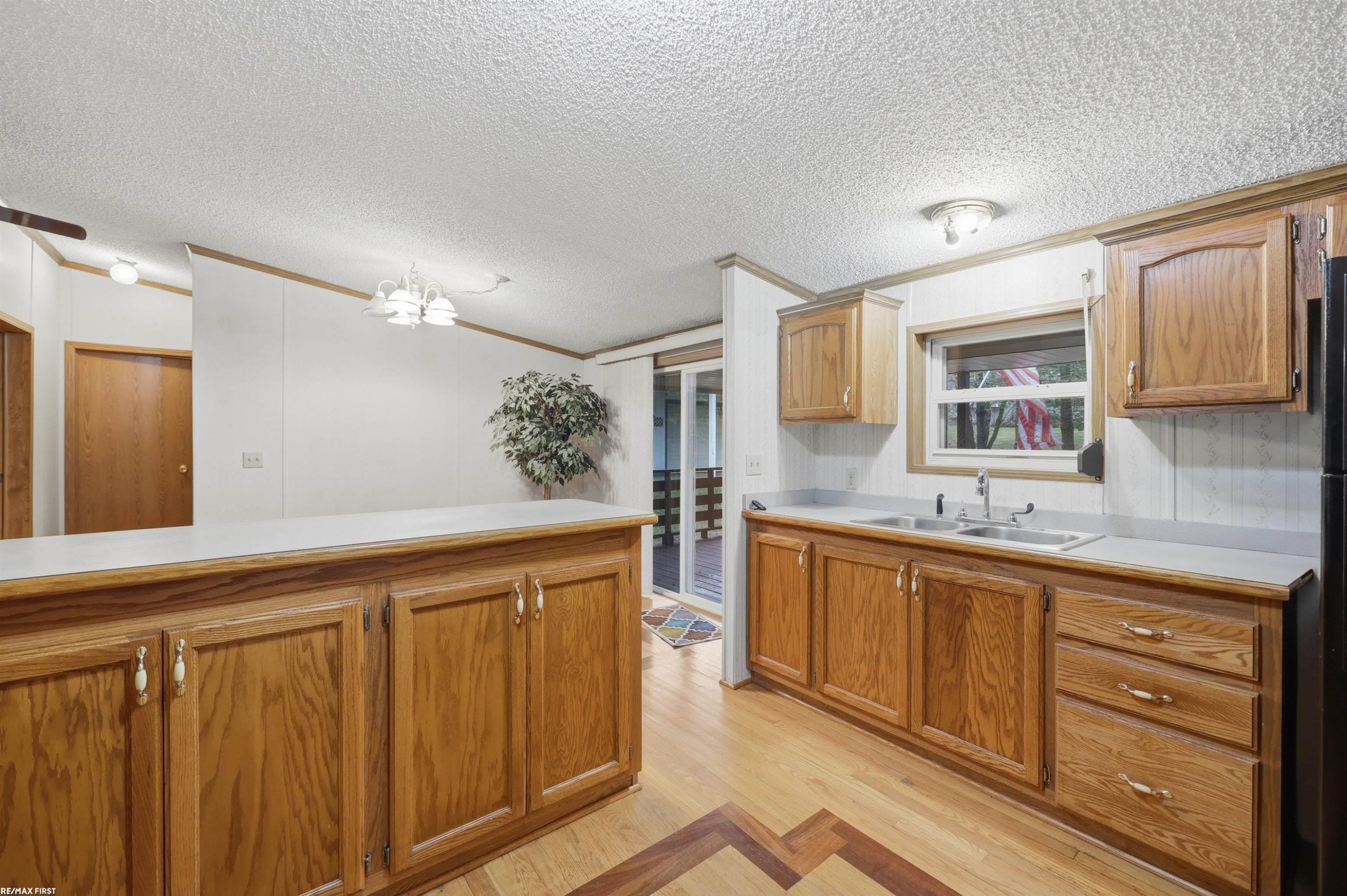400 W 5th Street, Imlay City, MI 48444 — Photo 11