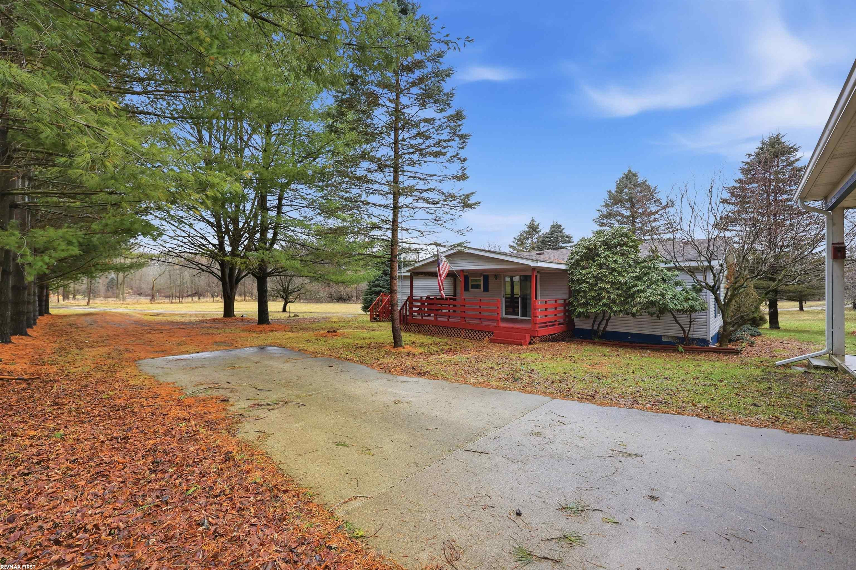 400 W 5th Street, Imlay City, MI 48444 — Photo 32