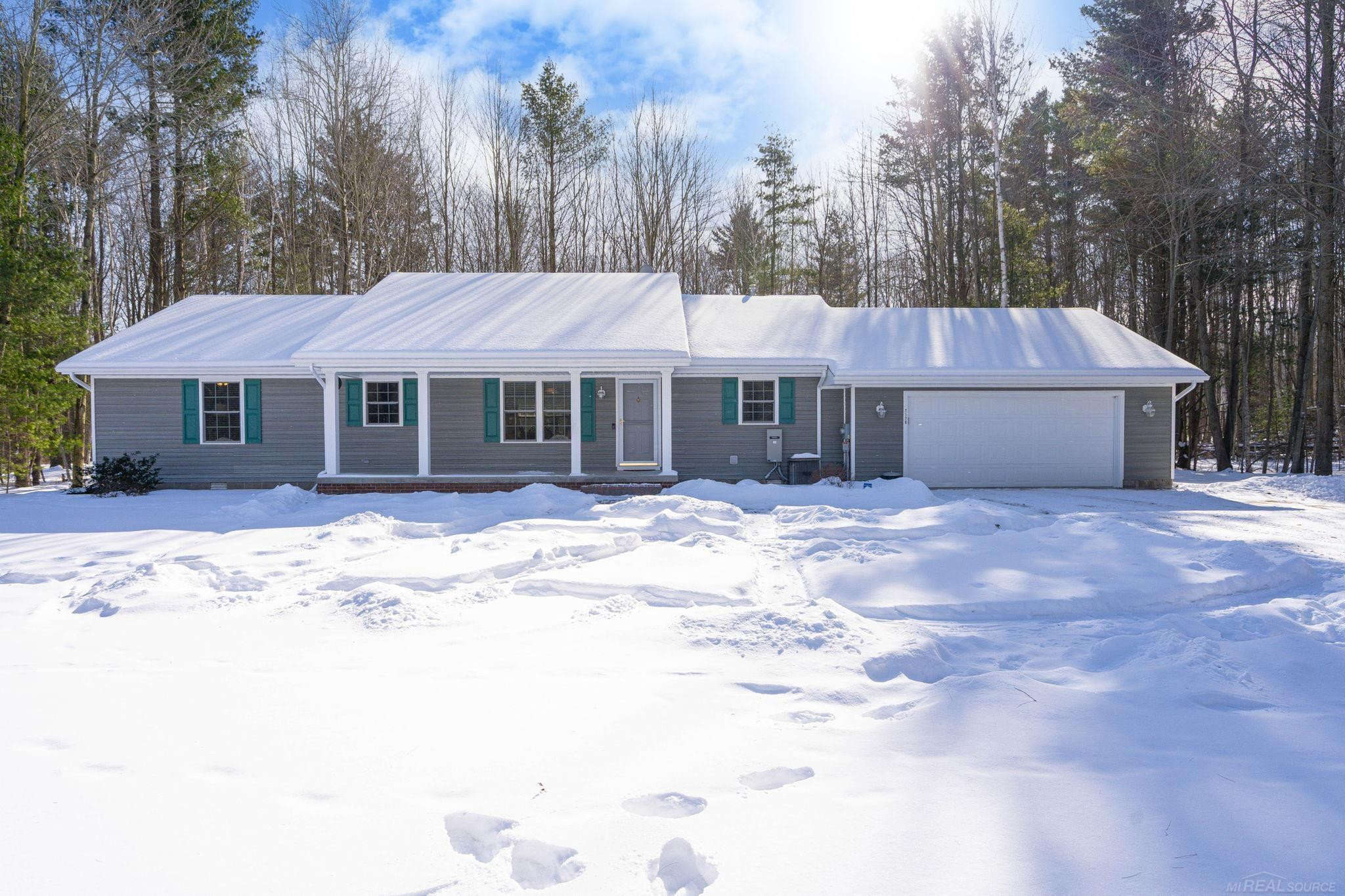 7176 Berrywood Lane, Lexington, MI 48450 — Photo 7