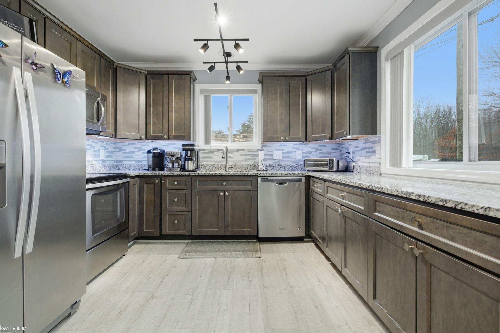 8866 Marsh Road, MI 48001 — Photo 8