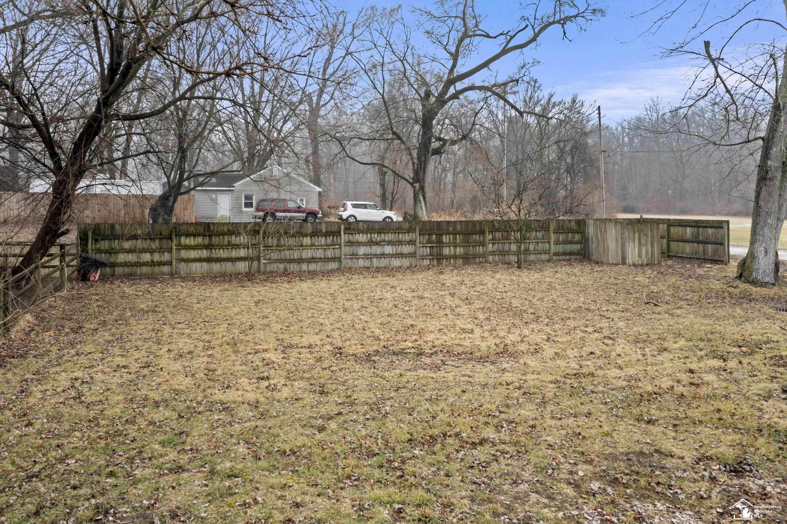 519 W Sterns Road, Temperance, MI 48182 — Photo 7