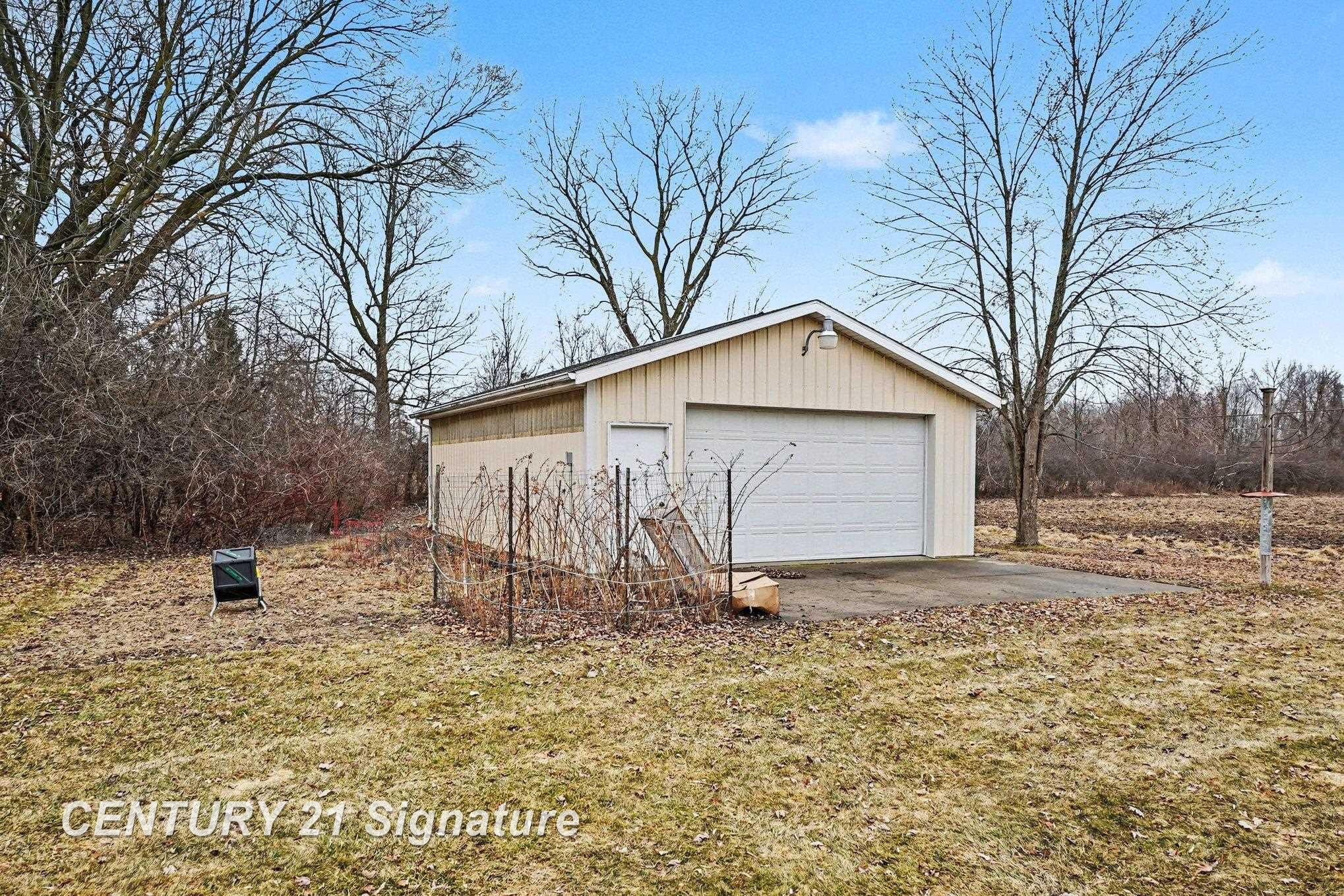 2378 Liberty Road, Saginaw, MI 48604 — Photo 29