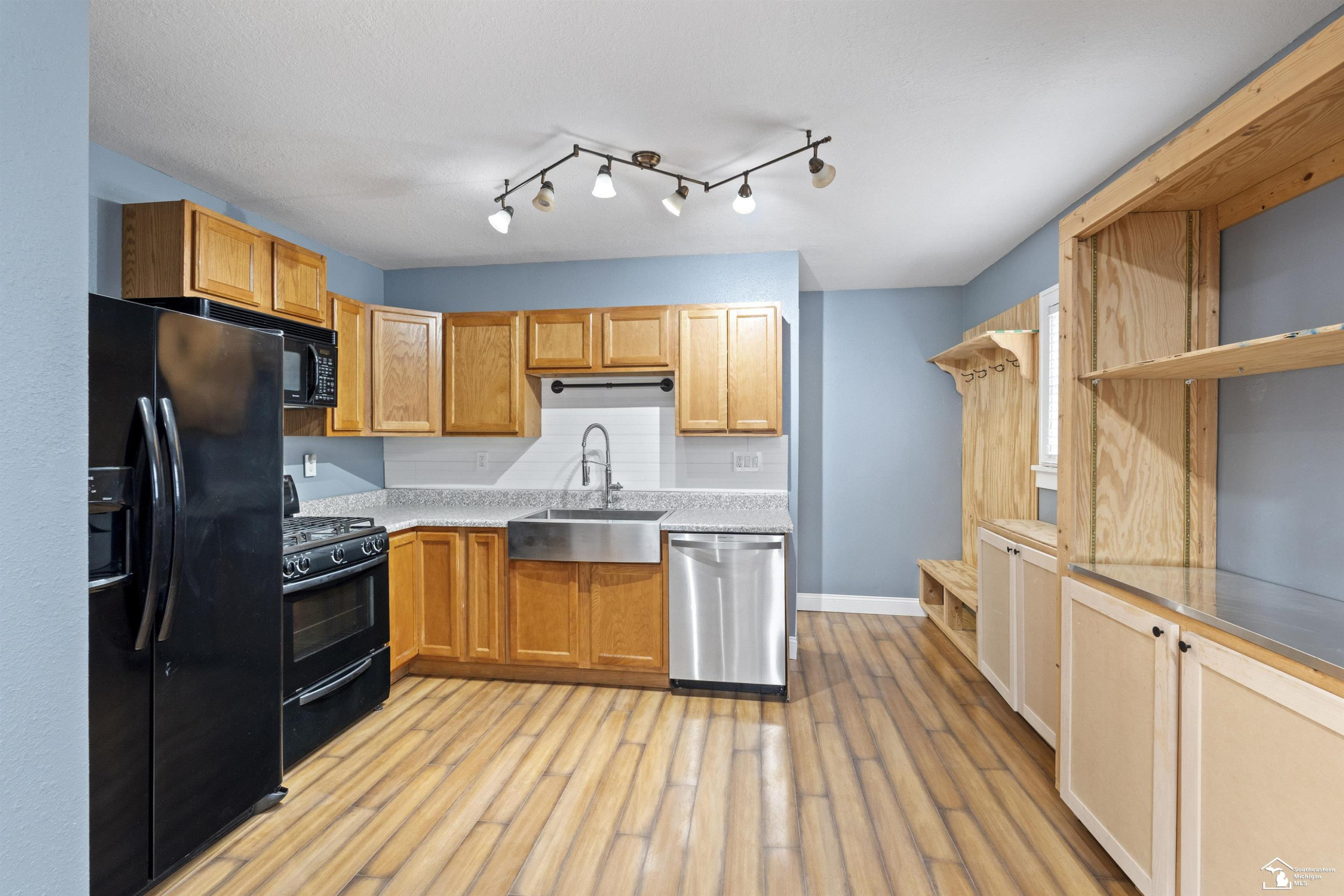519 W Sterns Road, Temperance, MI 48182 — Photo 13